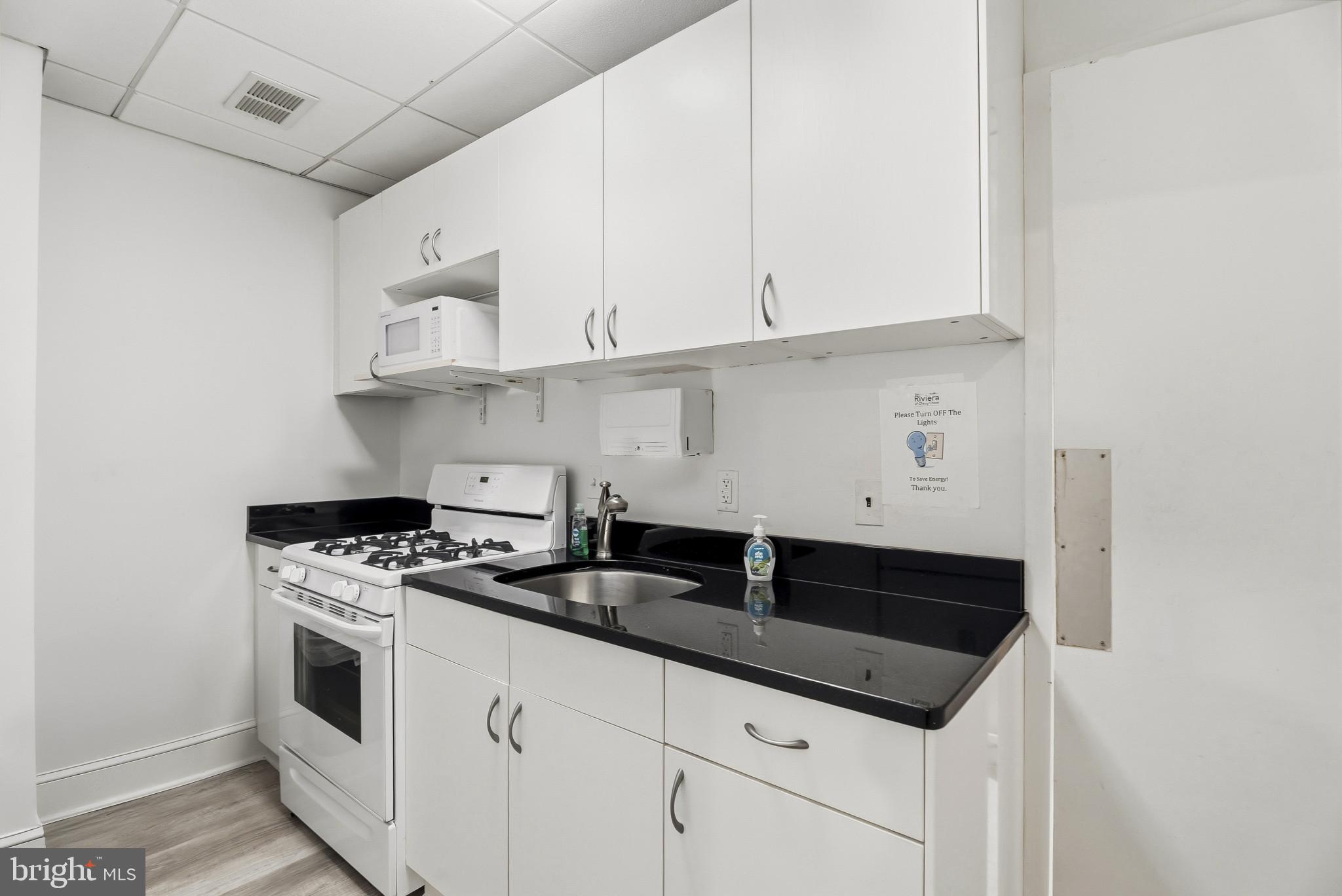 RIVERIA OF CHEVY CHASE - Residential