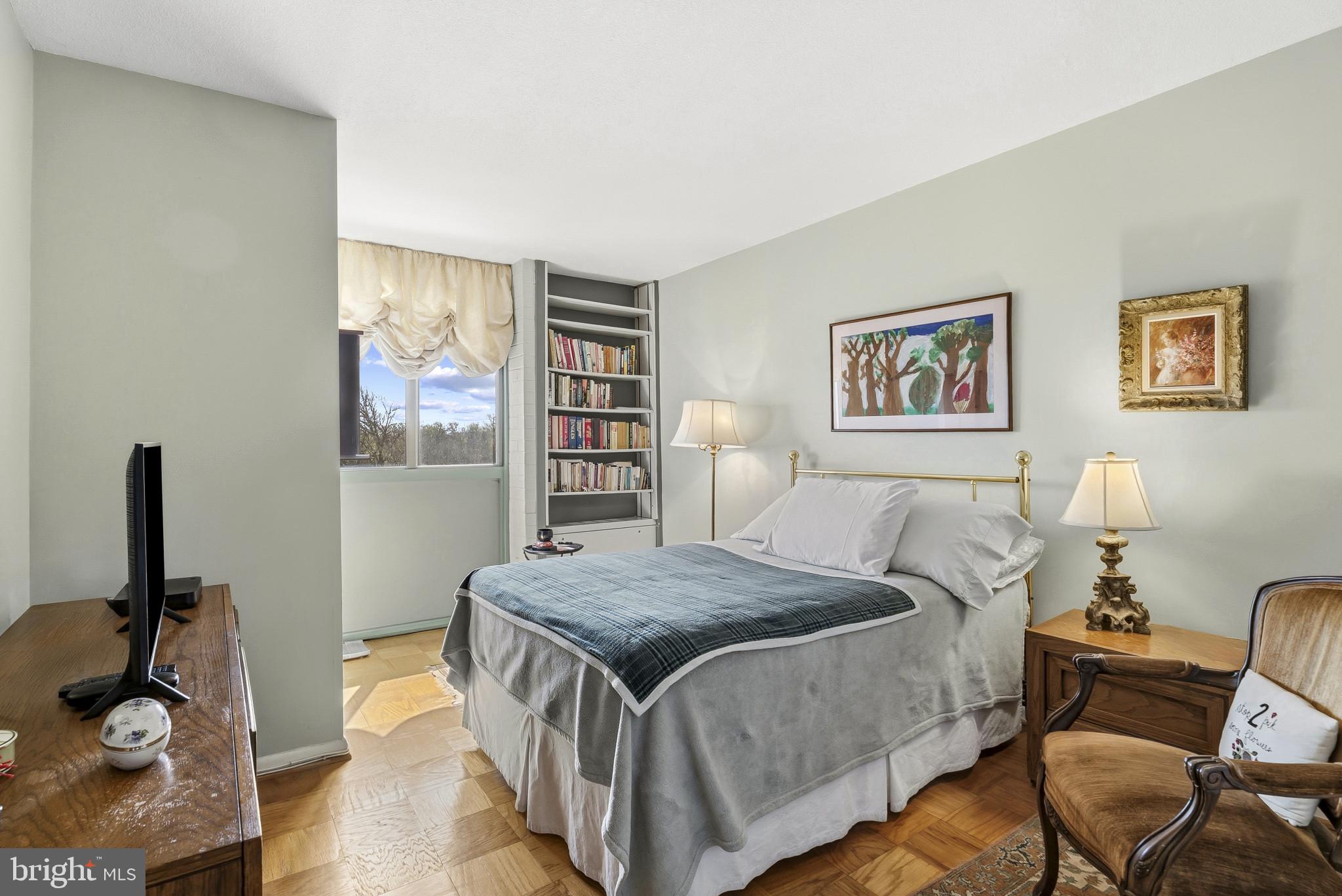 RIVERIA OF CHEVY CHASE - Residential