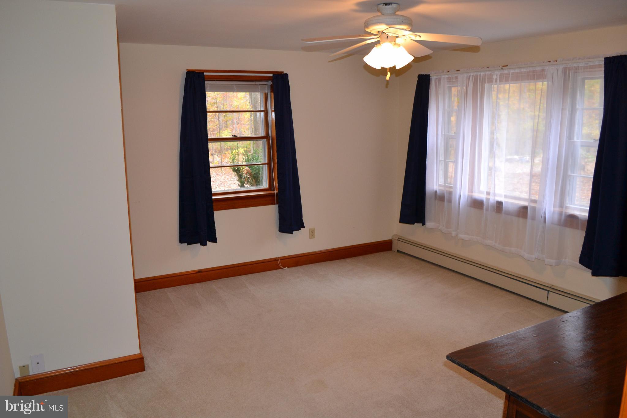 QUINQUE WOODS - Residential