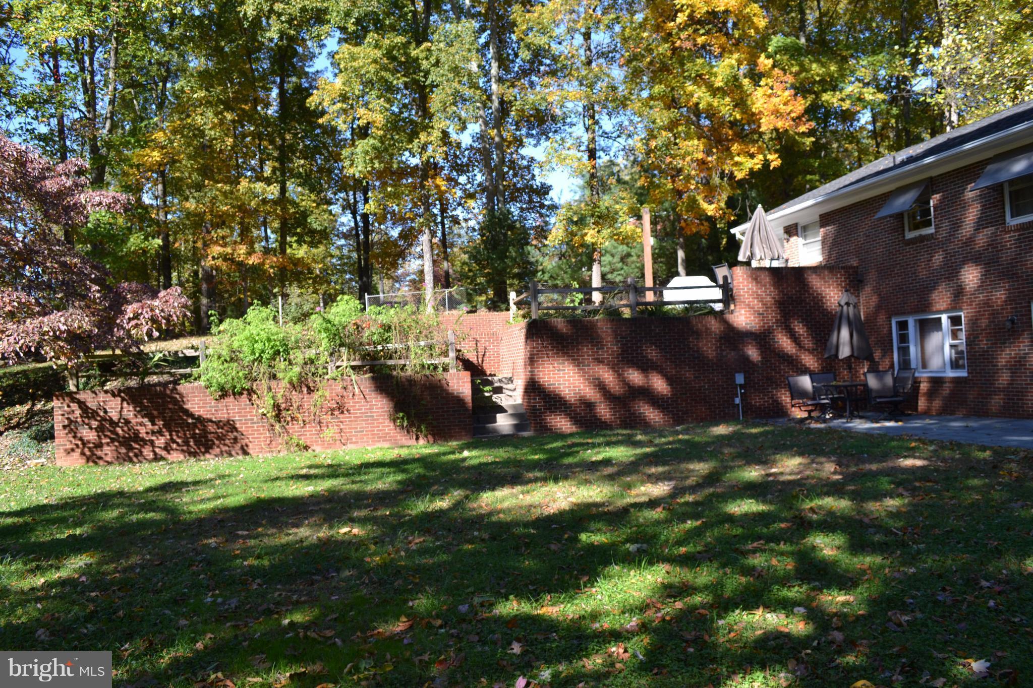 QUINQUE WOODS - Residential