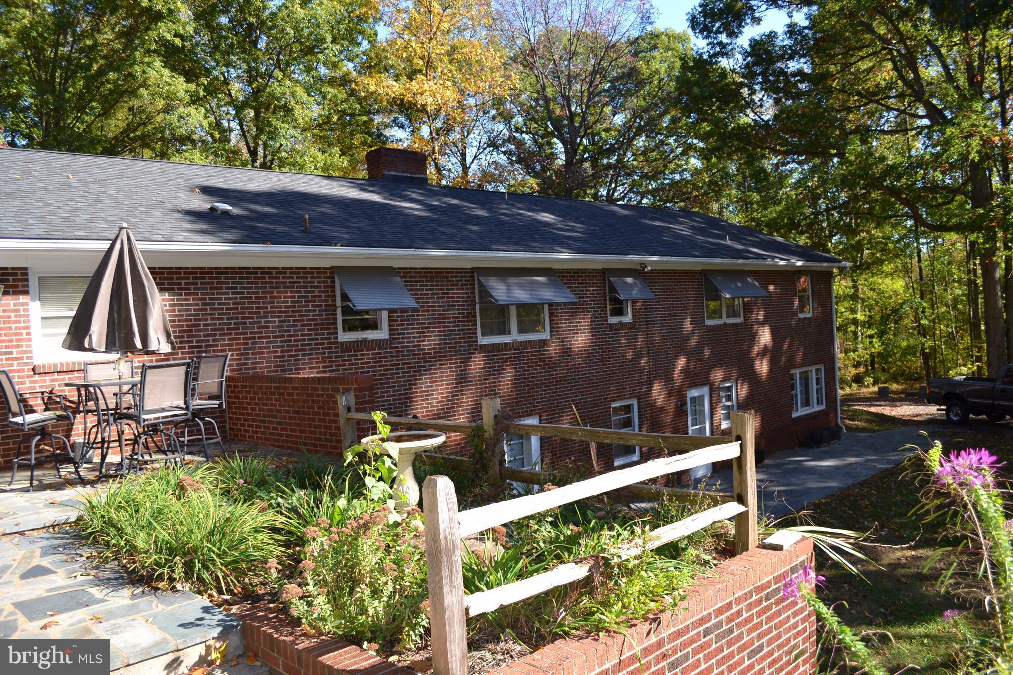 QUINQUE WOODS - Residential