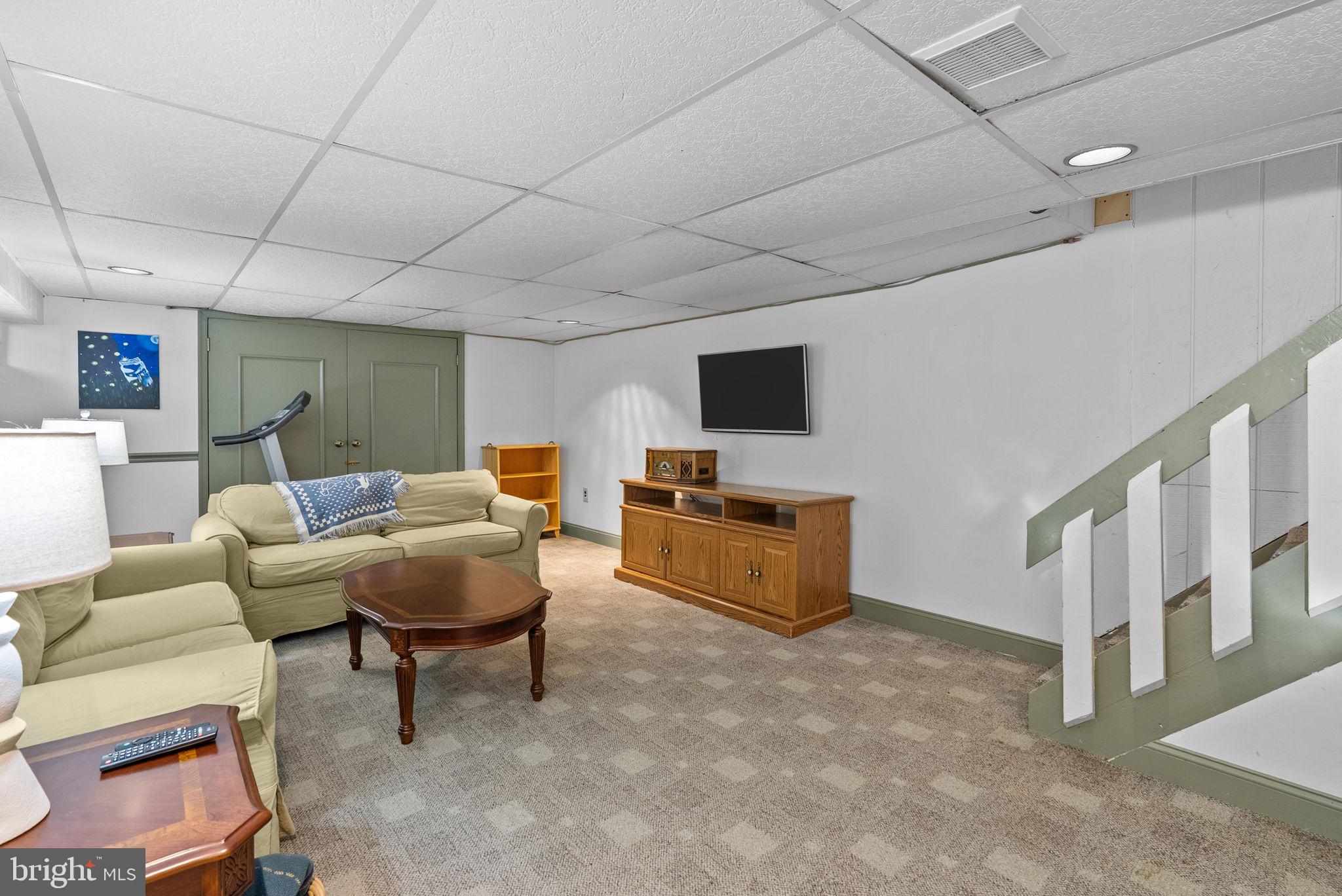 SOMERTON - Residential