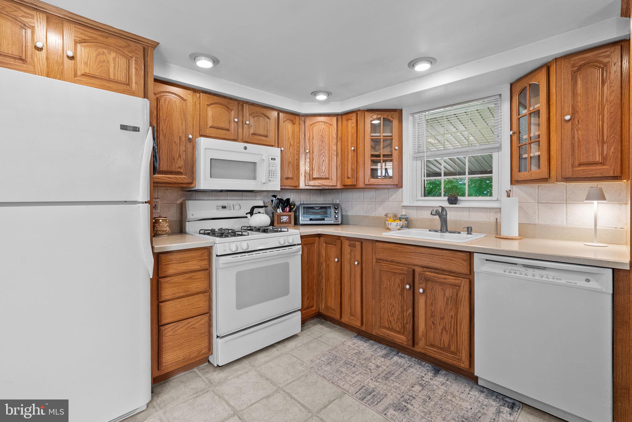 SOMERTON - Residential