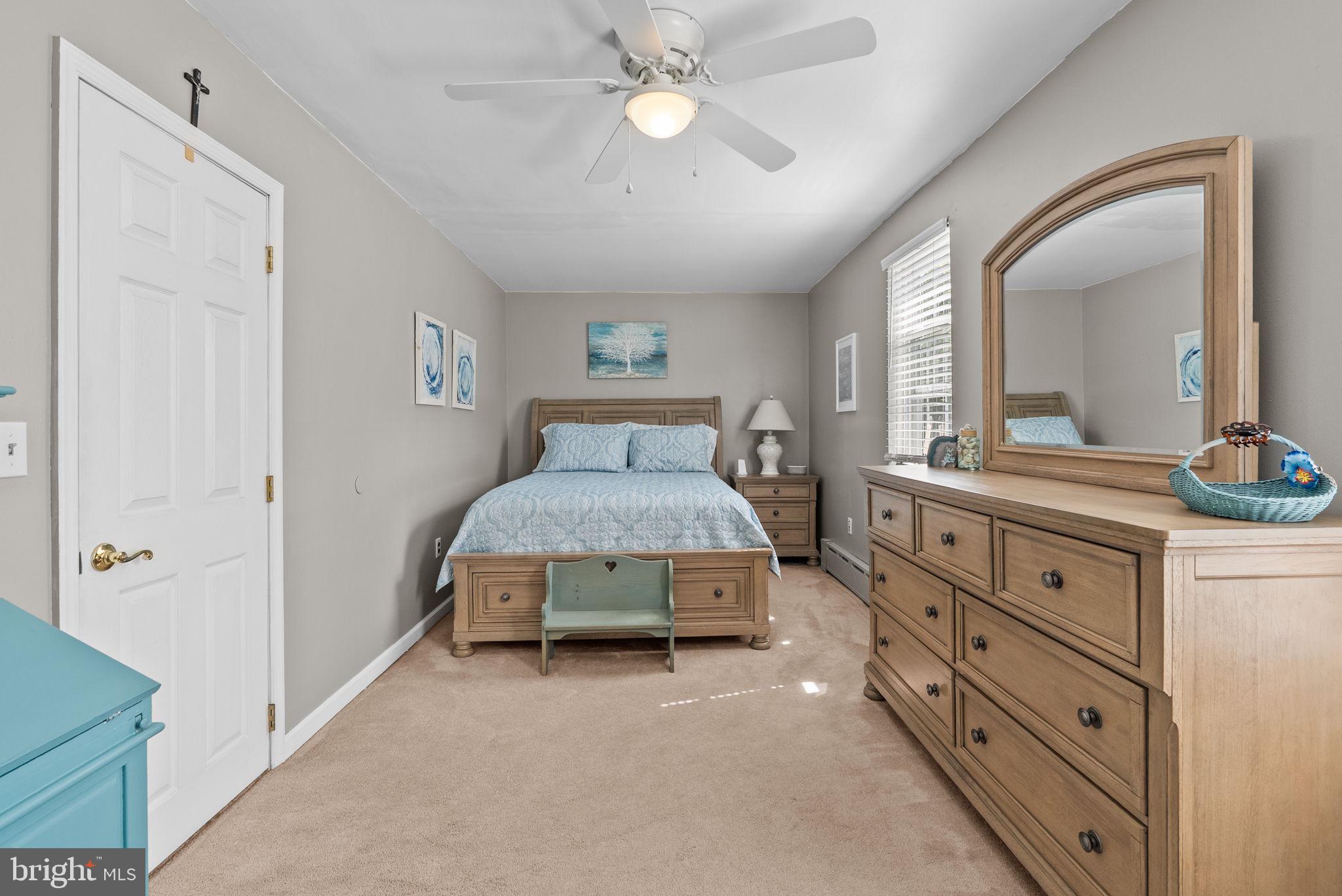 SOMERTON - Residential