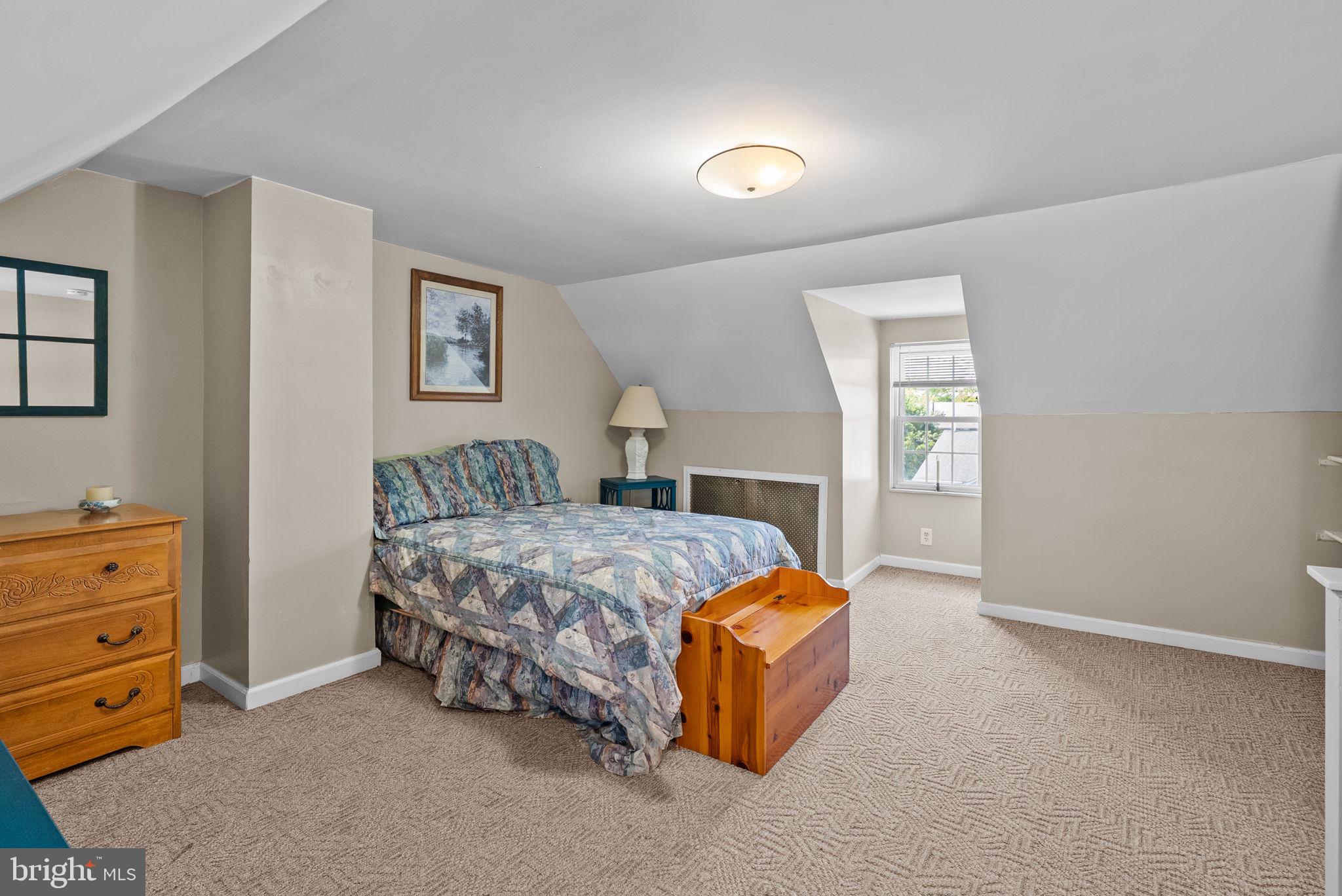 SOMERTON - Residential