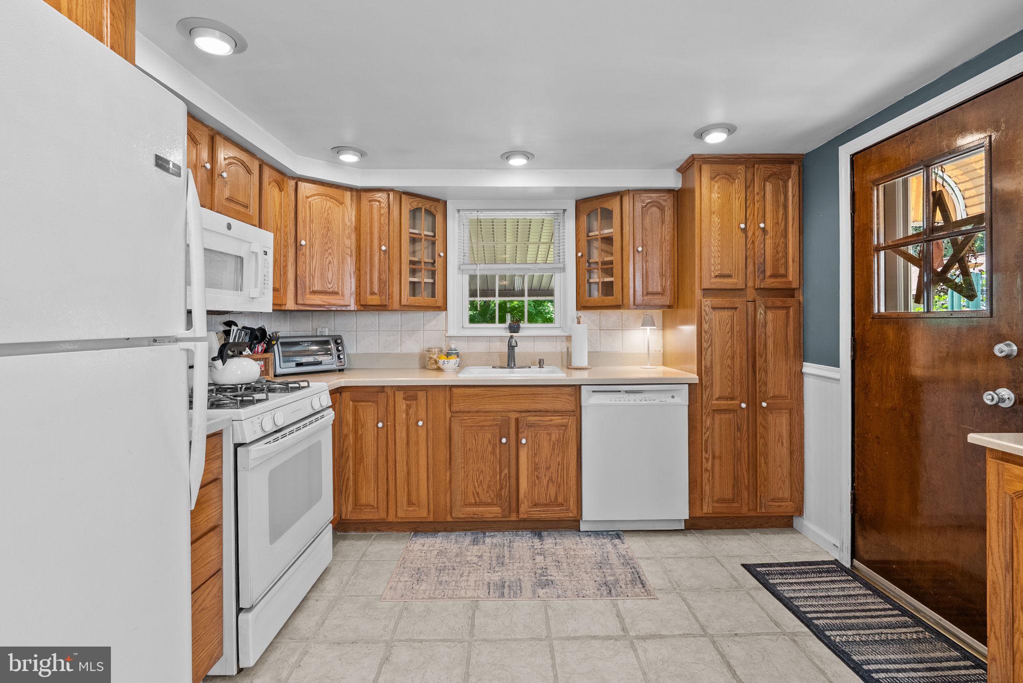 SOMERTON - Residential