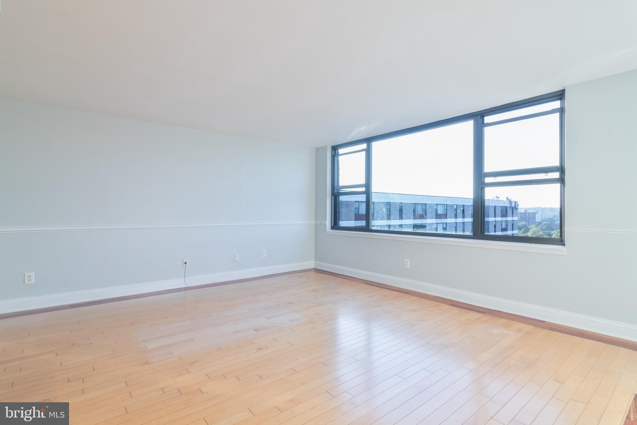 FORTY SIX HUNDRED - Residential