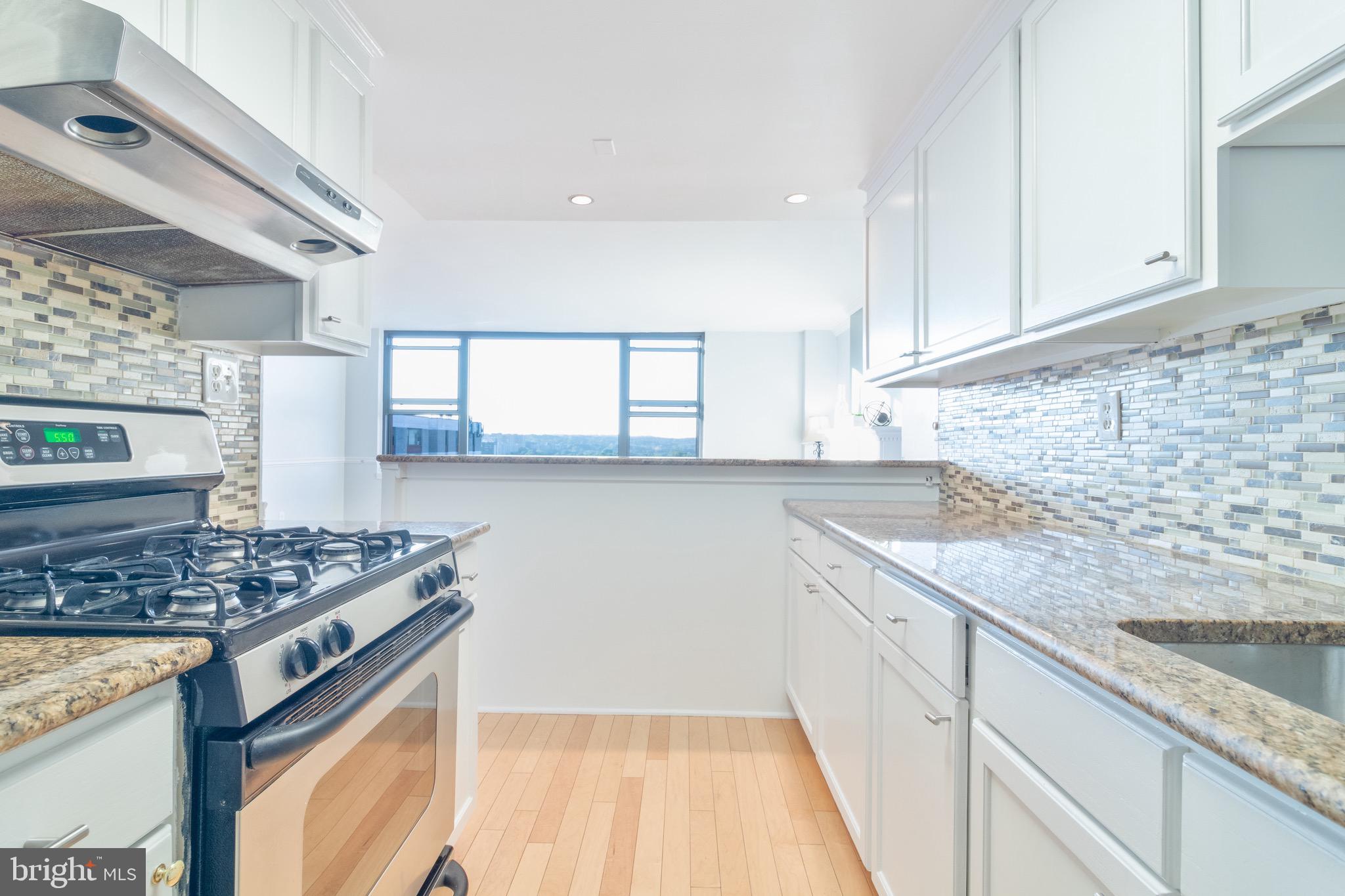 FORTY SIX HUNDRED - Residential