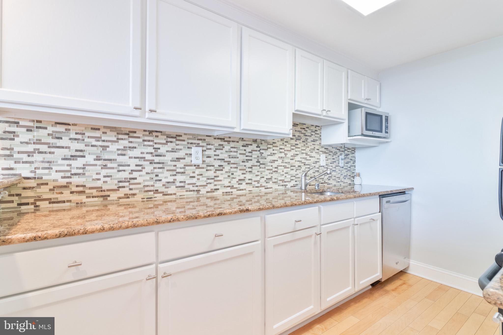 FORTY SIX HUNDRED - Residential