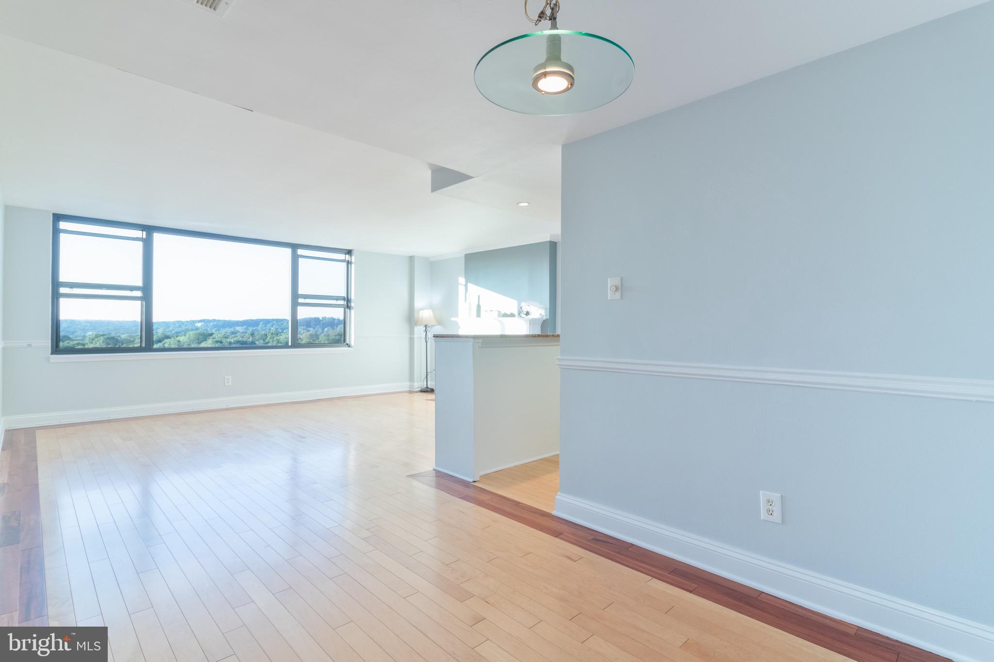 FORTY SIX HUNDRED - Residential