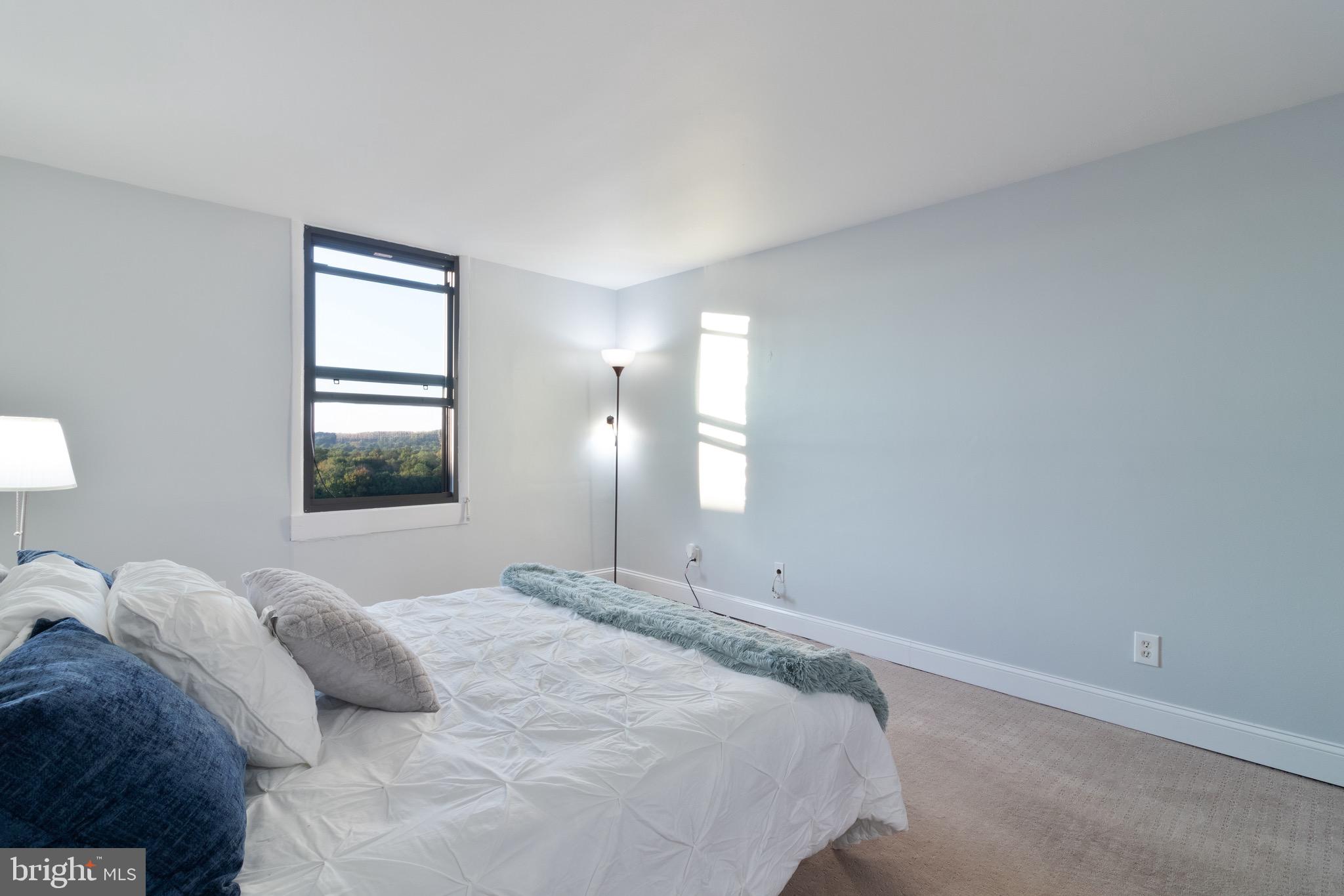 FORTY SIX HUNDRED - Residential