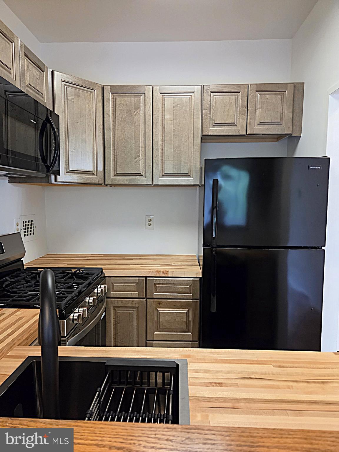 2939 VAN NESS STREET NW 504