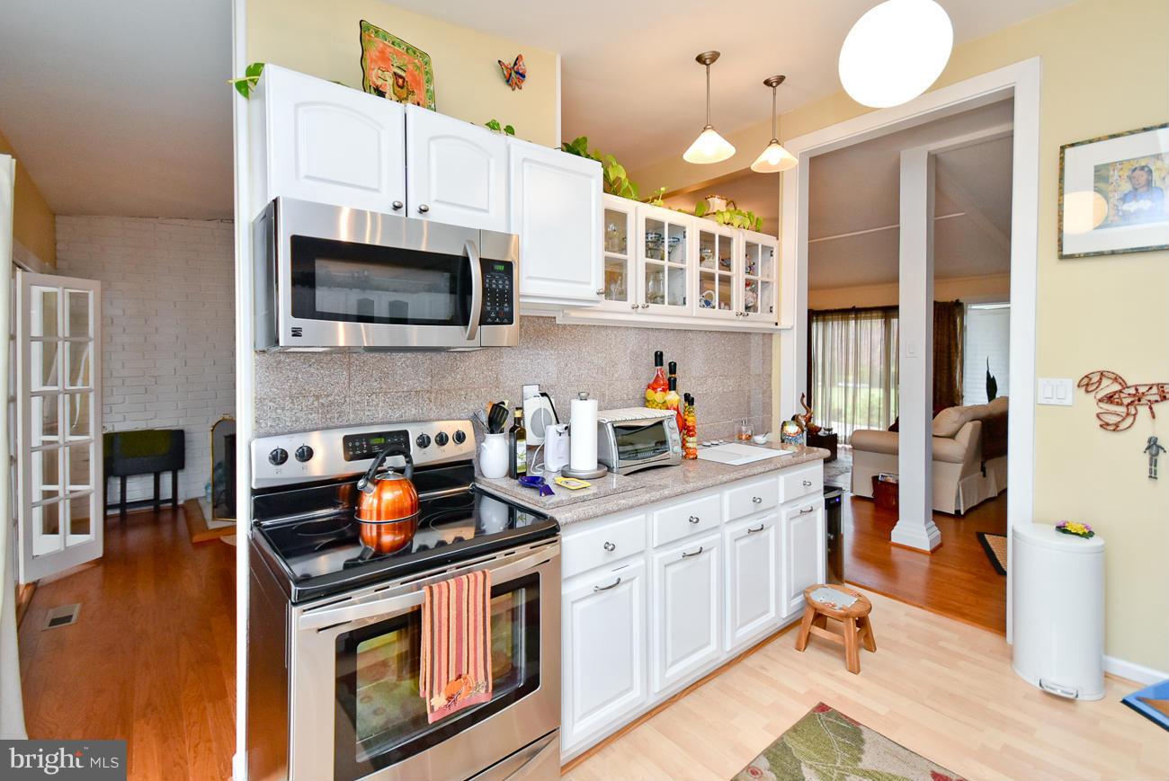 CLEMENS CROSSING - Residential