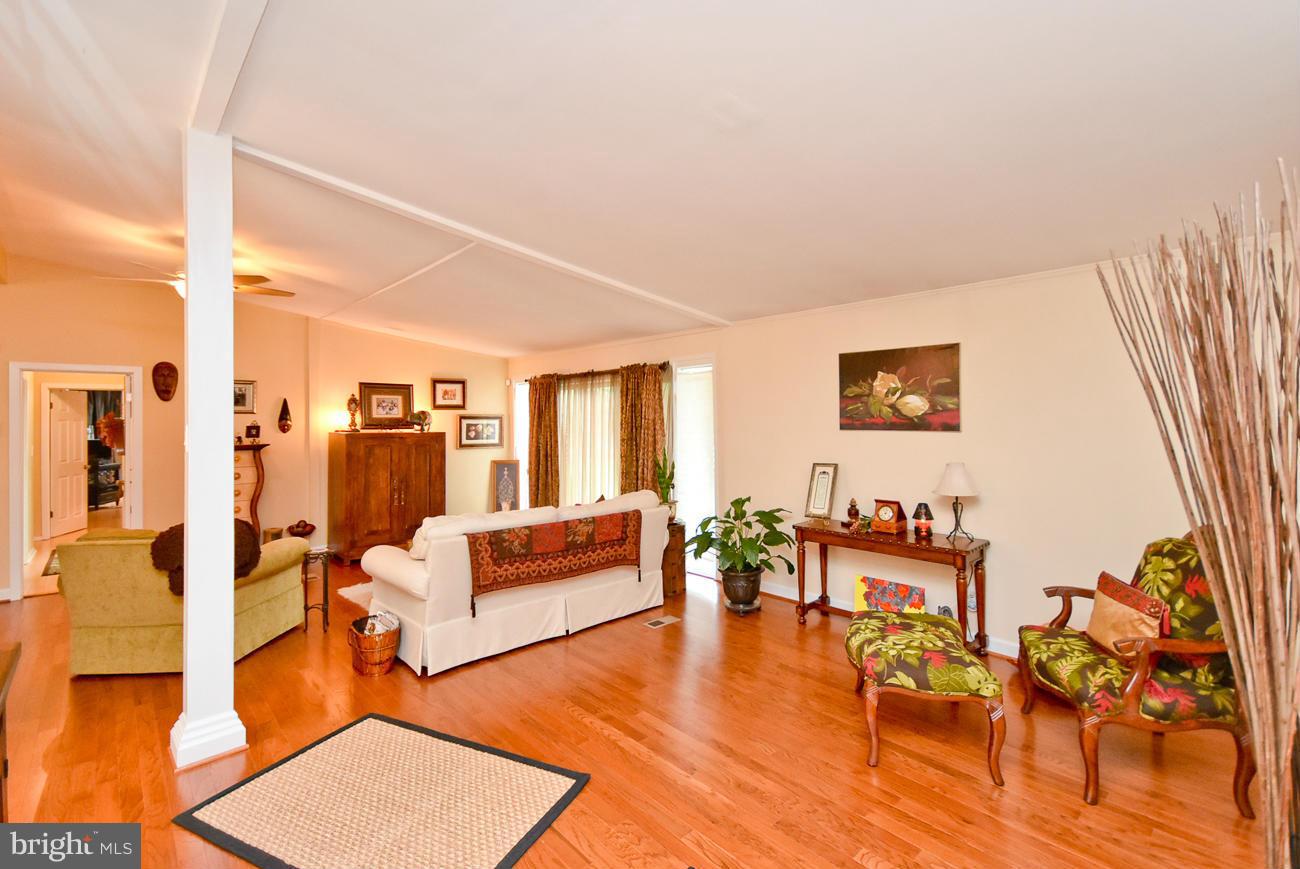 CLEMENS CROSSING - Residential