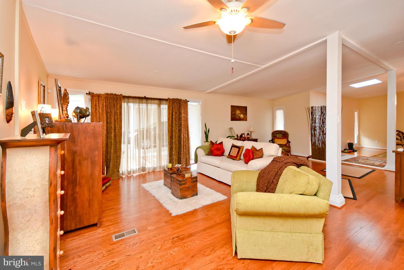 CLEMENS CROSSING - Residential