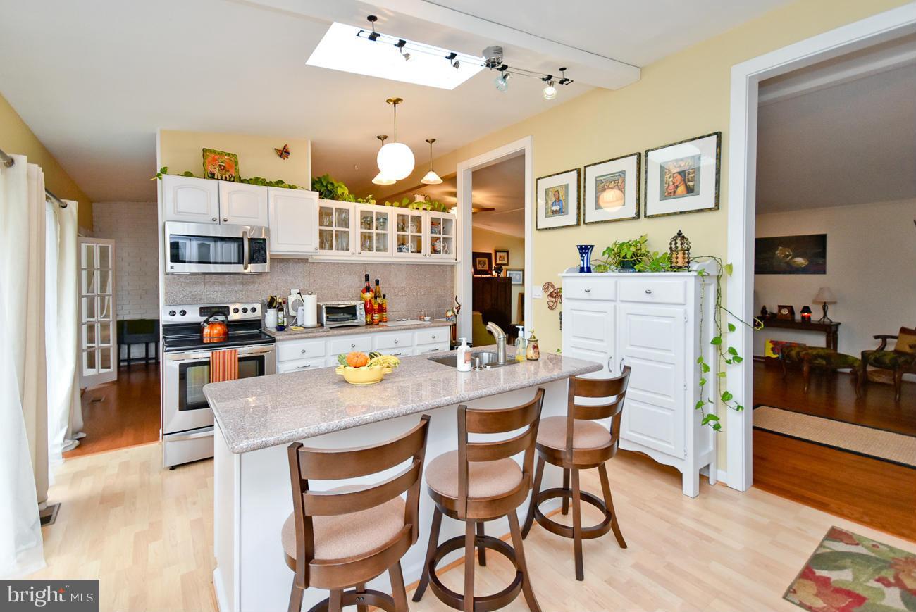 CLEMENS CROSSING - Residential