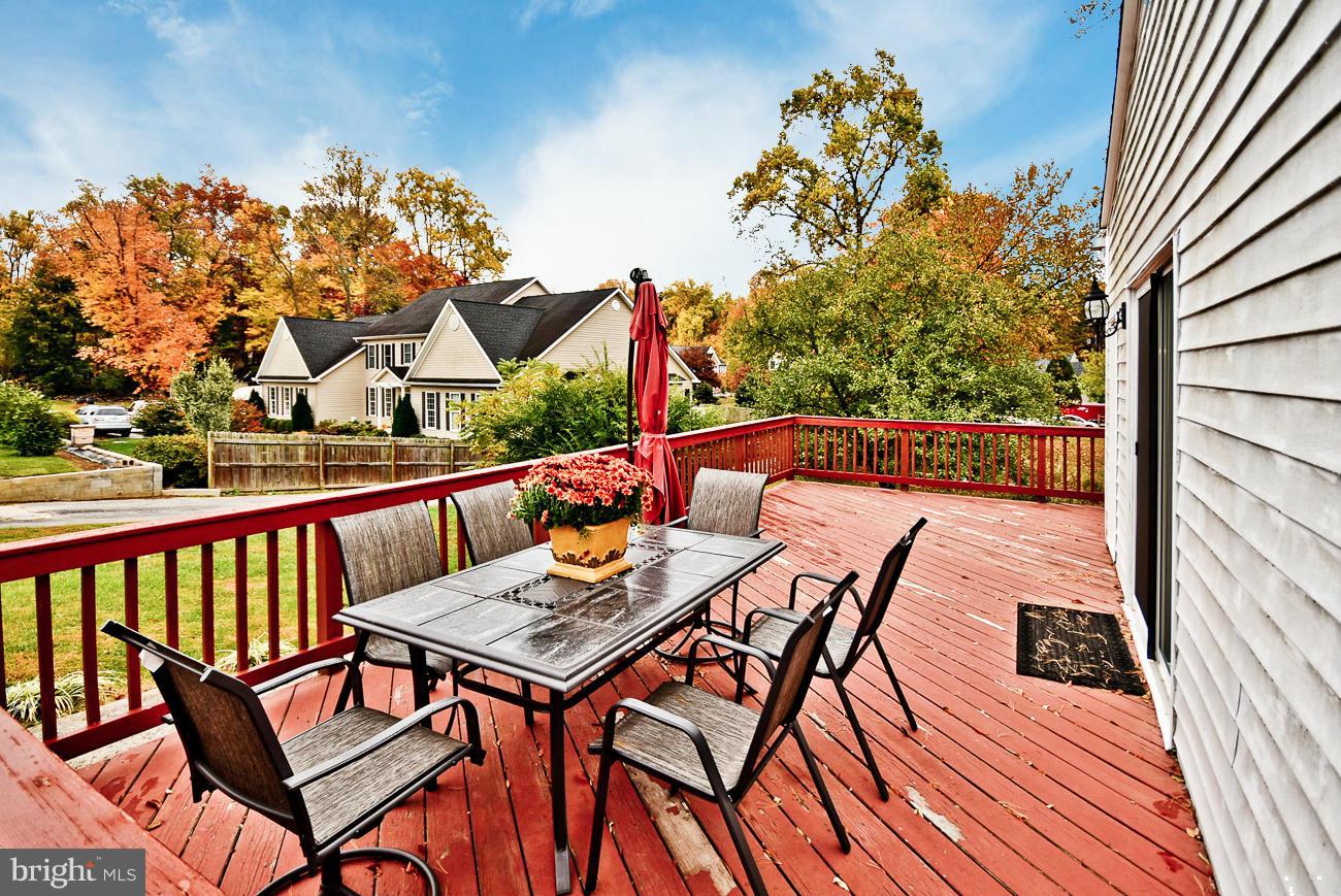 CLEMENS CROSSING - Residential