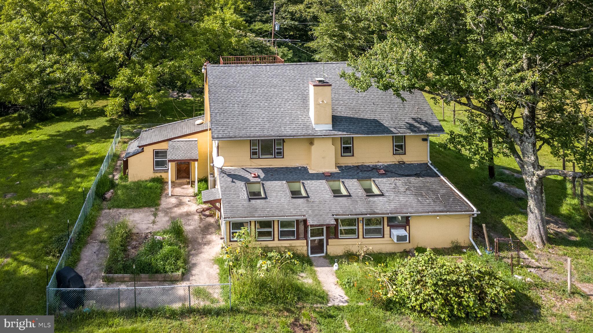 403 PERRY AUGER ROAD