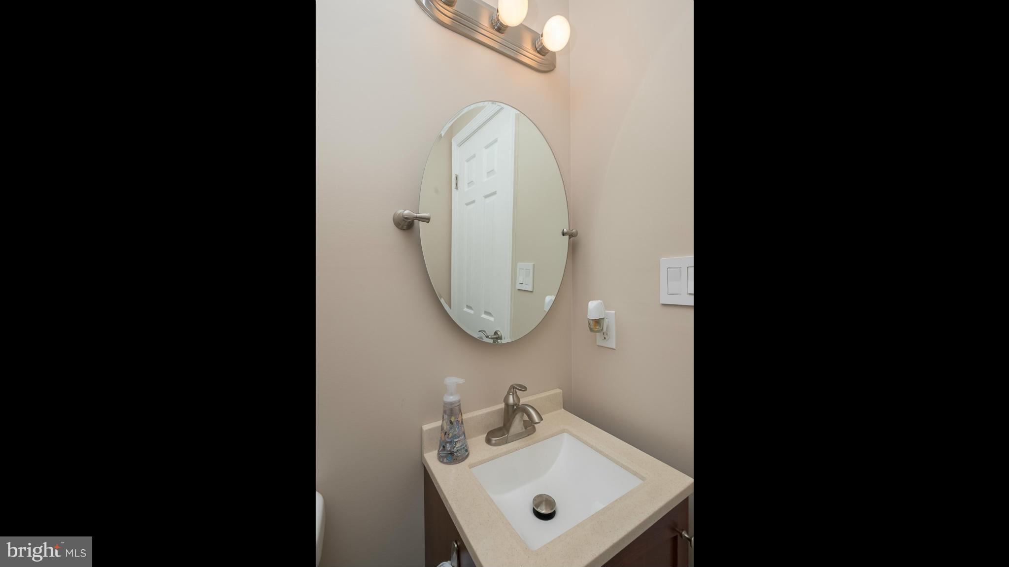 BAY HILLS - Residential