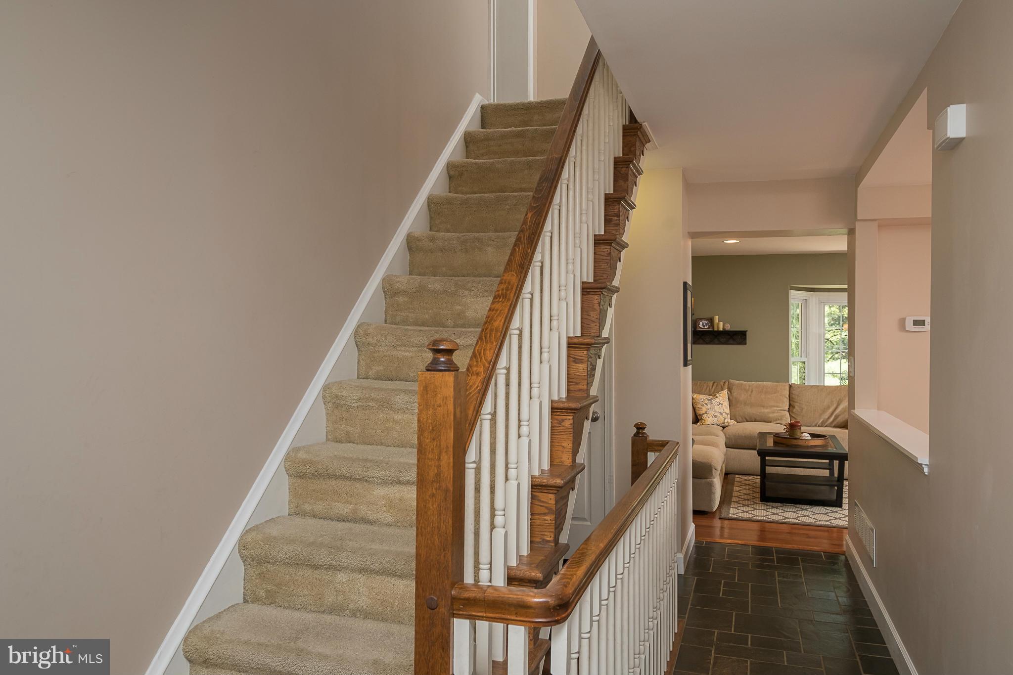 BAY HILLS - Residential