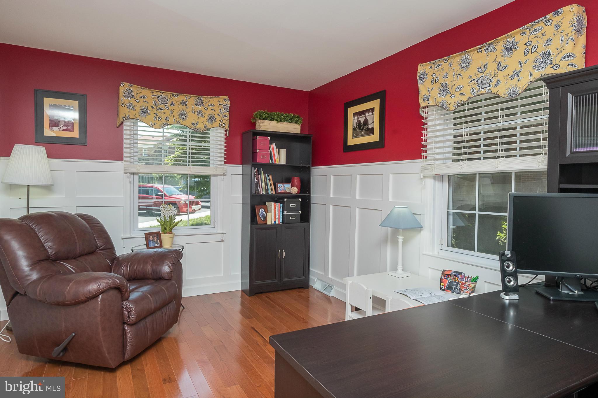 BAY HILLS - Residential