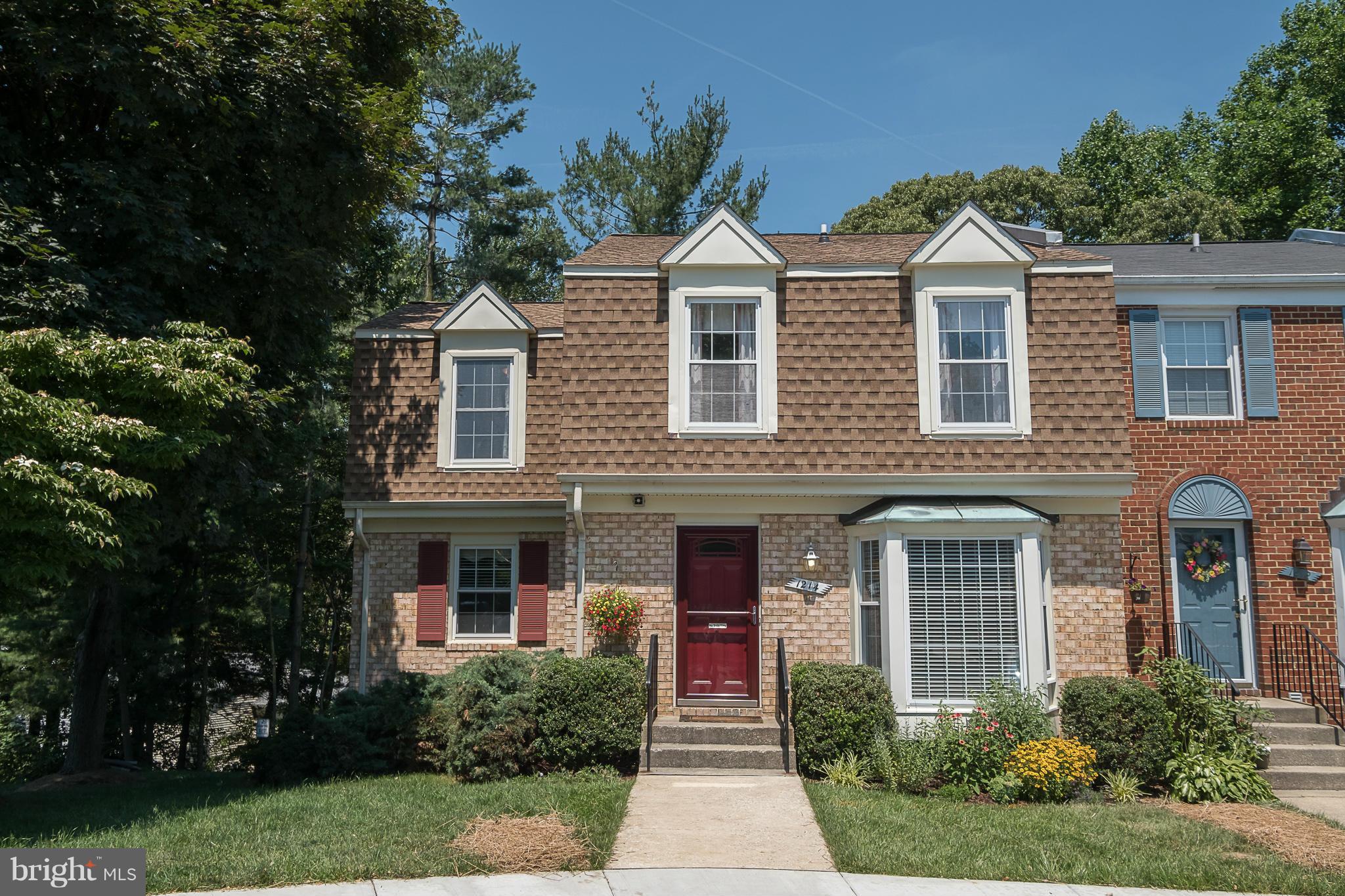 BAY HILLS - Residential