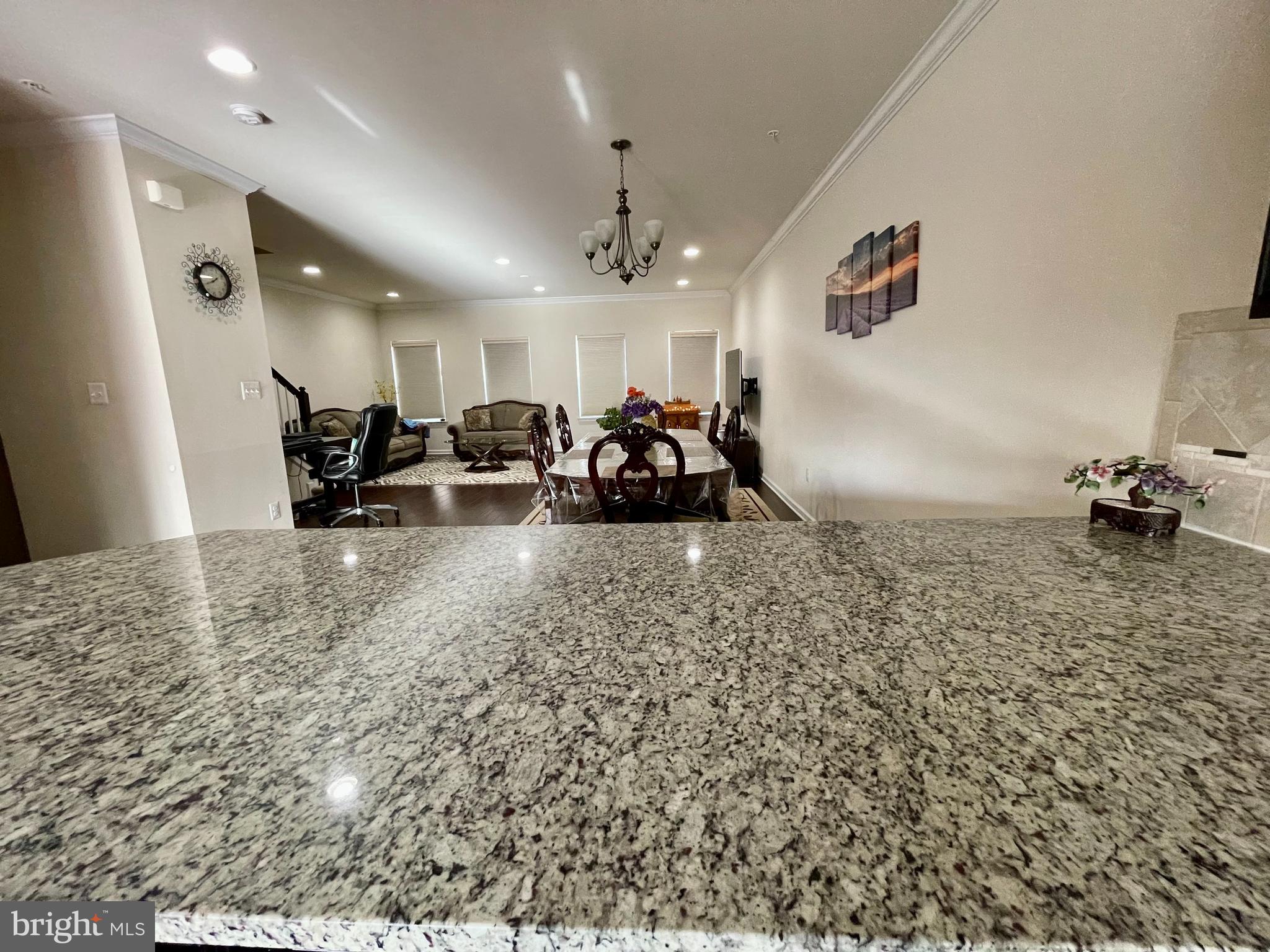 OXFORD SQUARE - Residential Lease