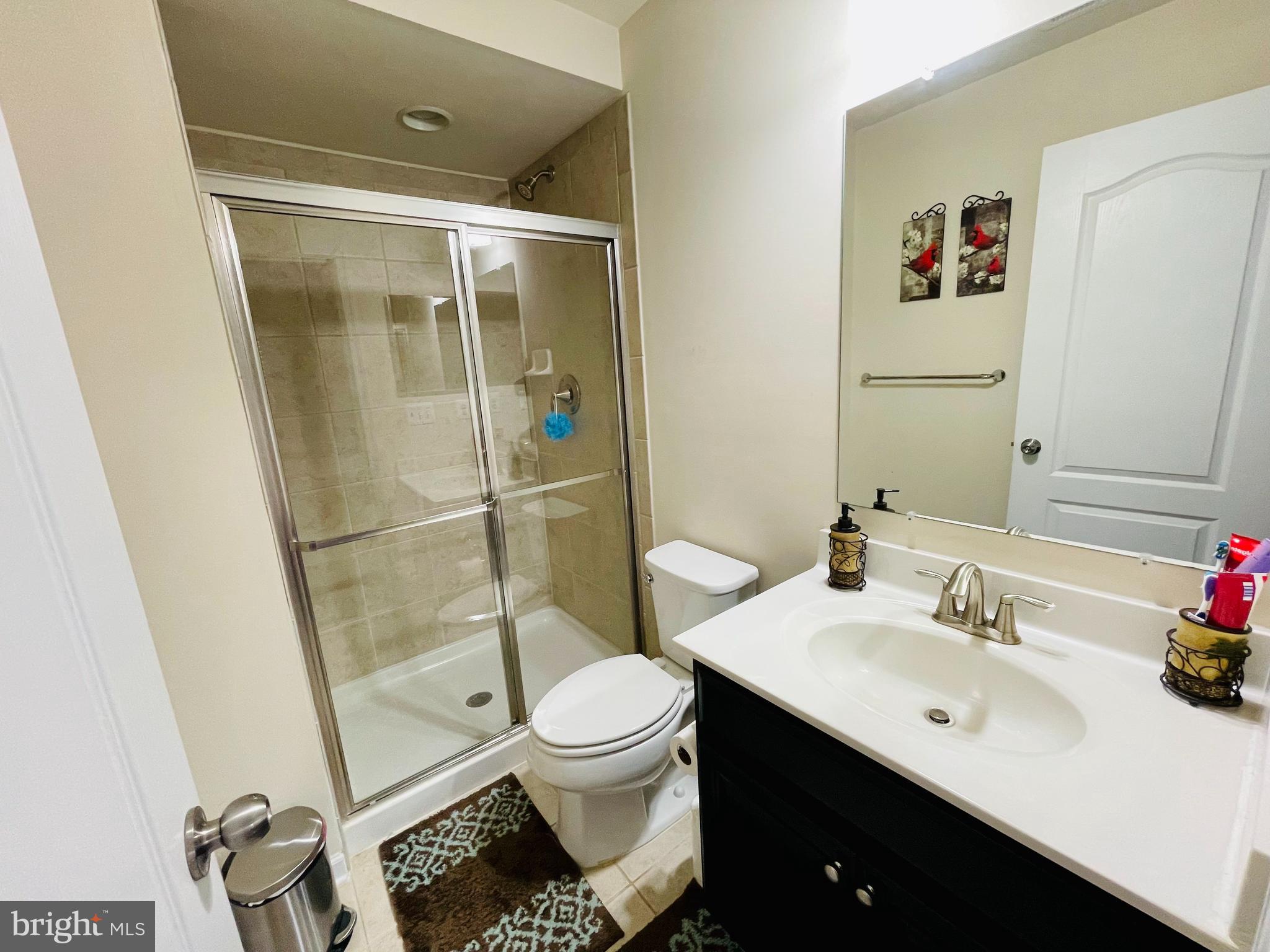 OXFORD SQUARE - Residential Lease