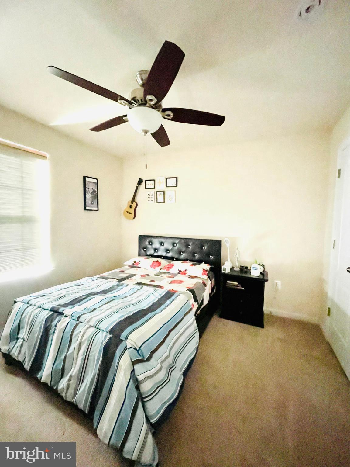 OXFORD SQUARE - Residential Lease