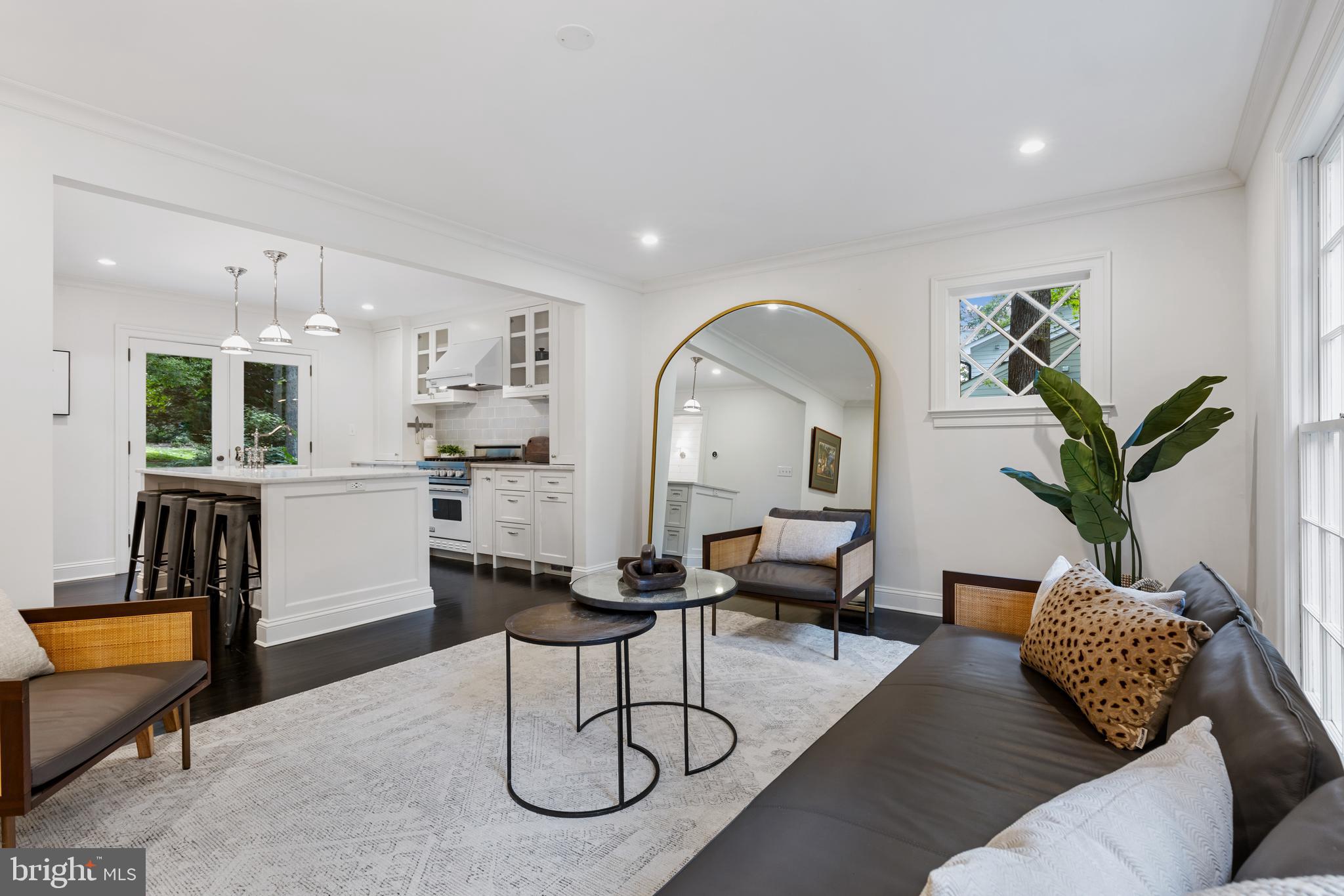 ANCHORAGE - Residential