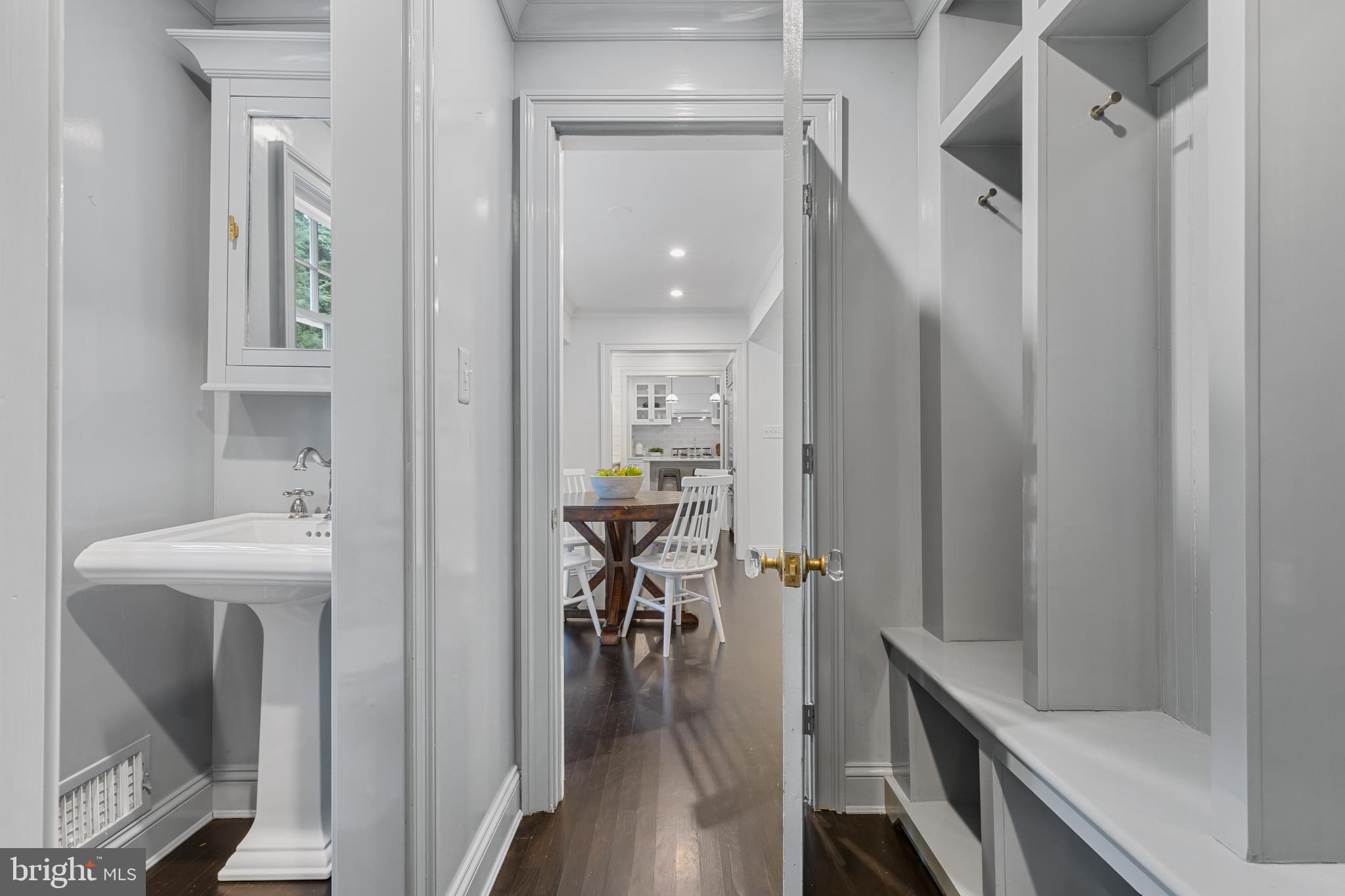 ANCHORAGE - Residential