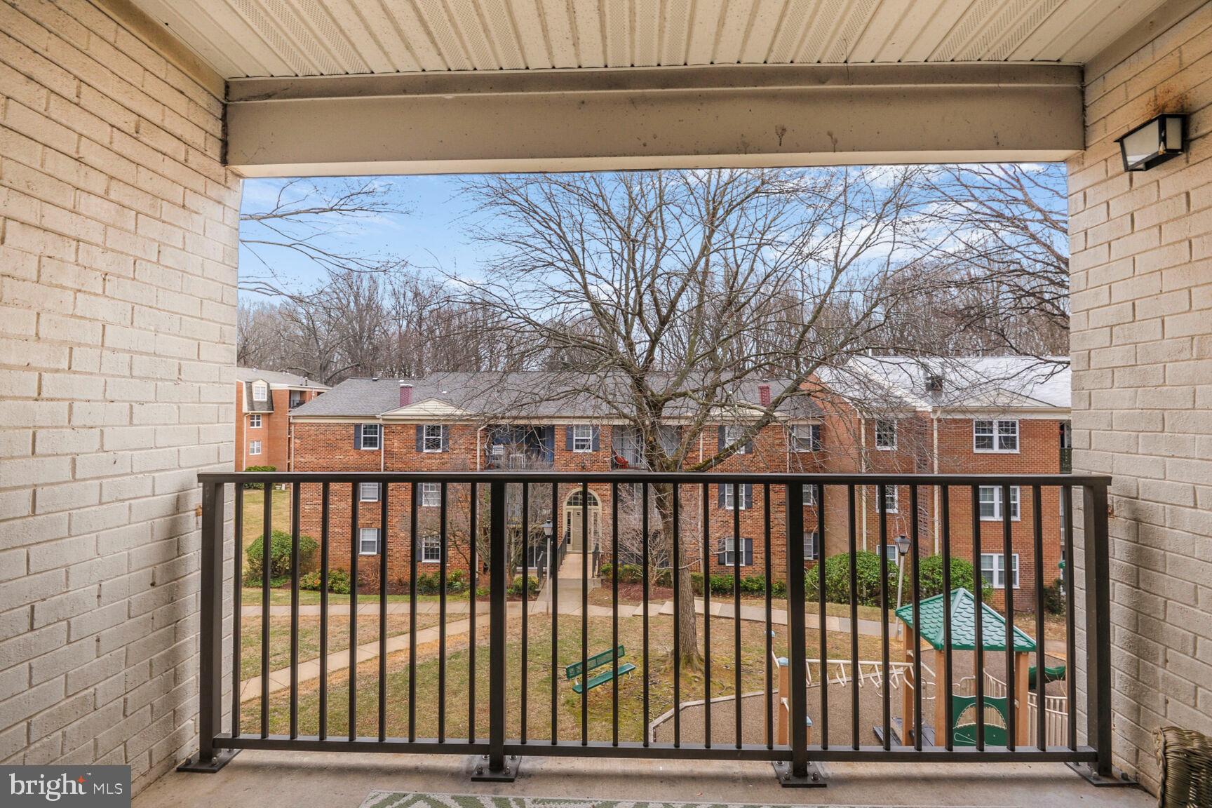 PLYMOUTH GARDENS - Residential Lease