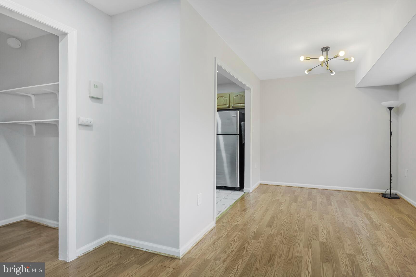 PLYMOUTH GARDENS - Residential Lease