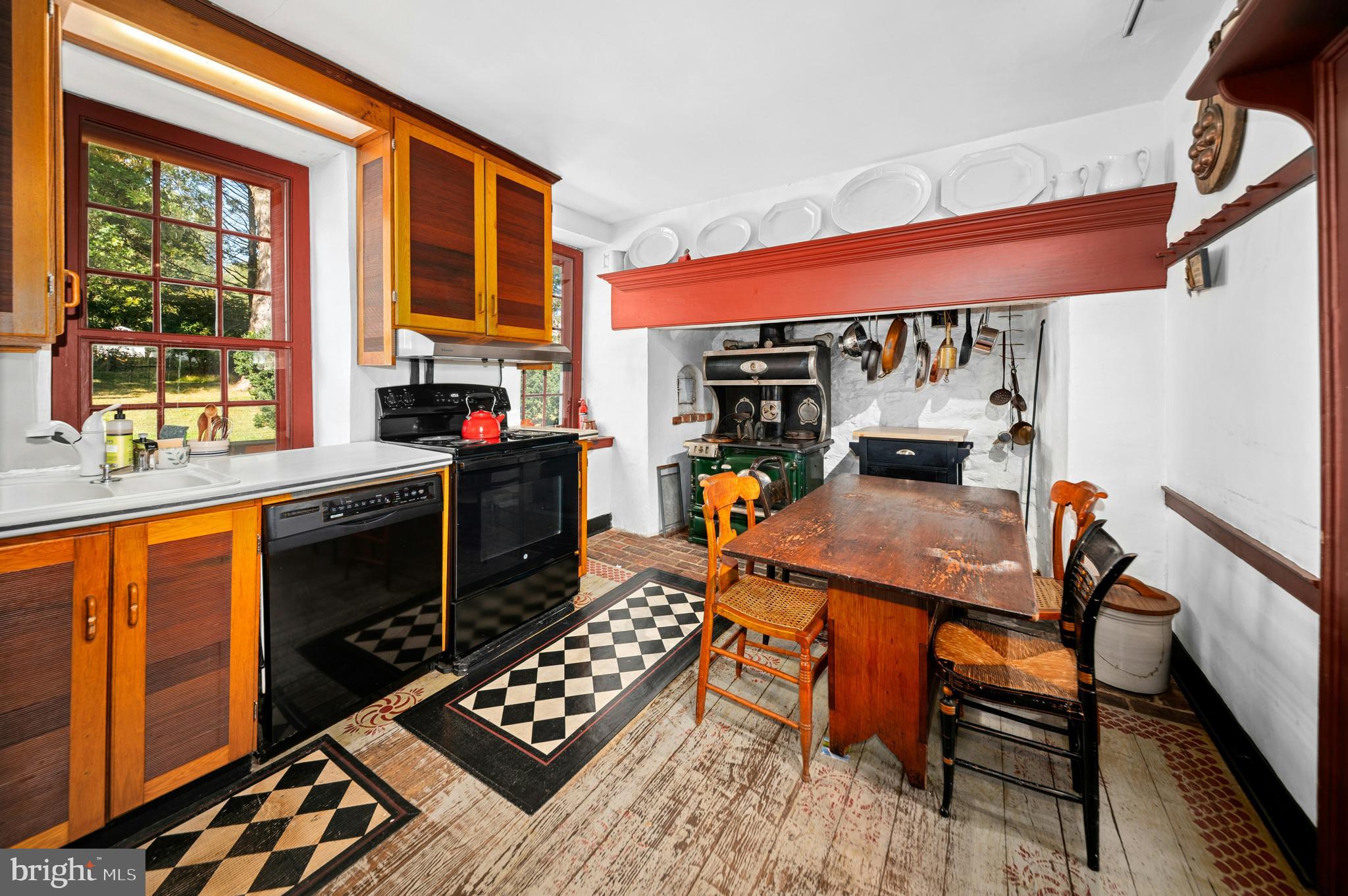 OLD ORCHARD - Residential