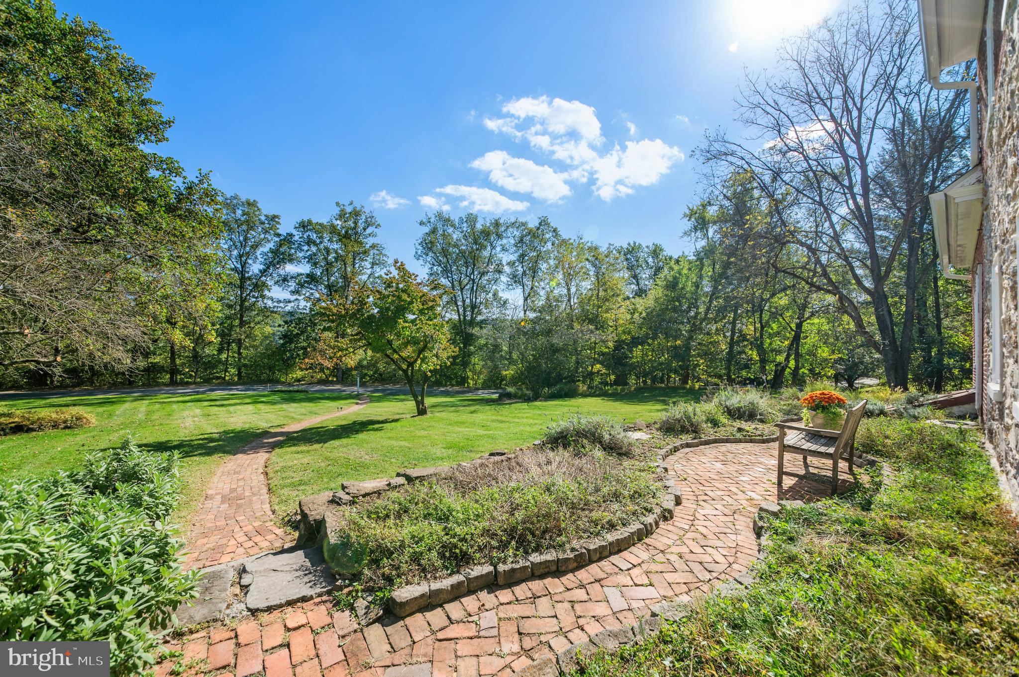 OLD ORCHARD - Residential