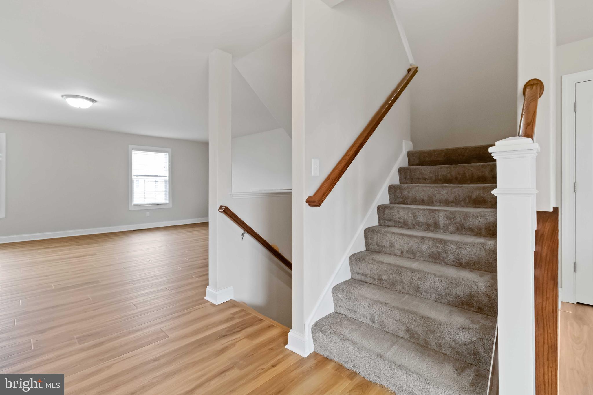 SPRING ROCK - Residential Lease