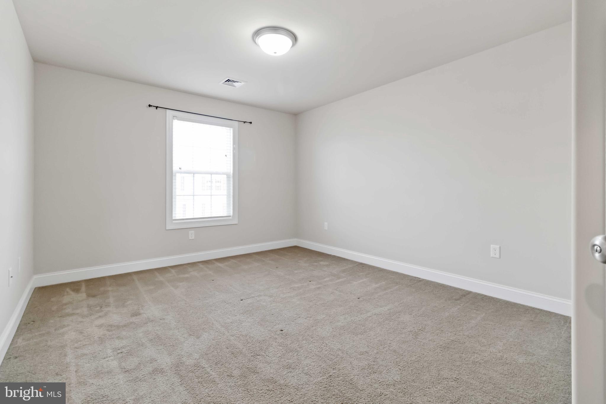 SPRING ROCK - Residential Lease