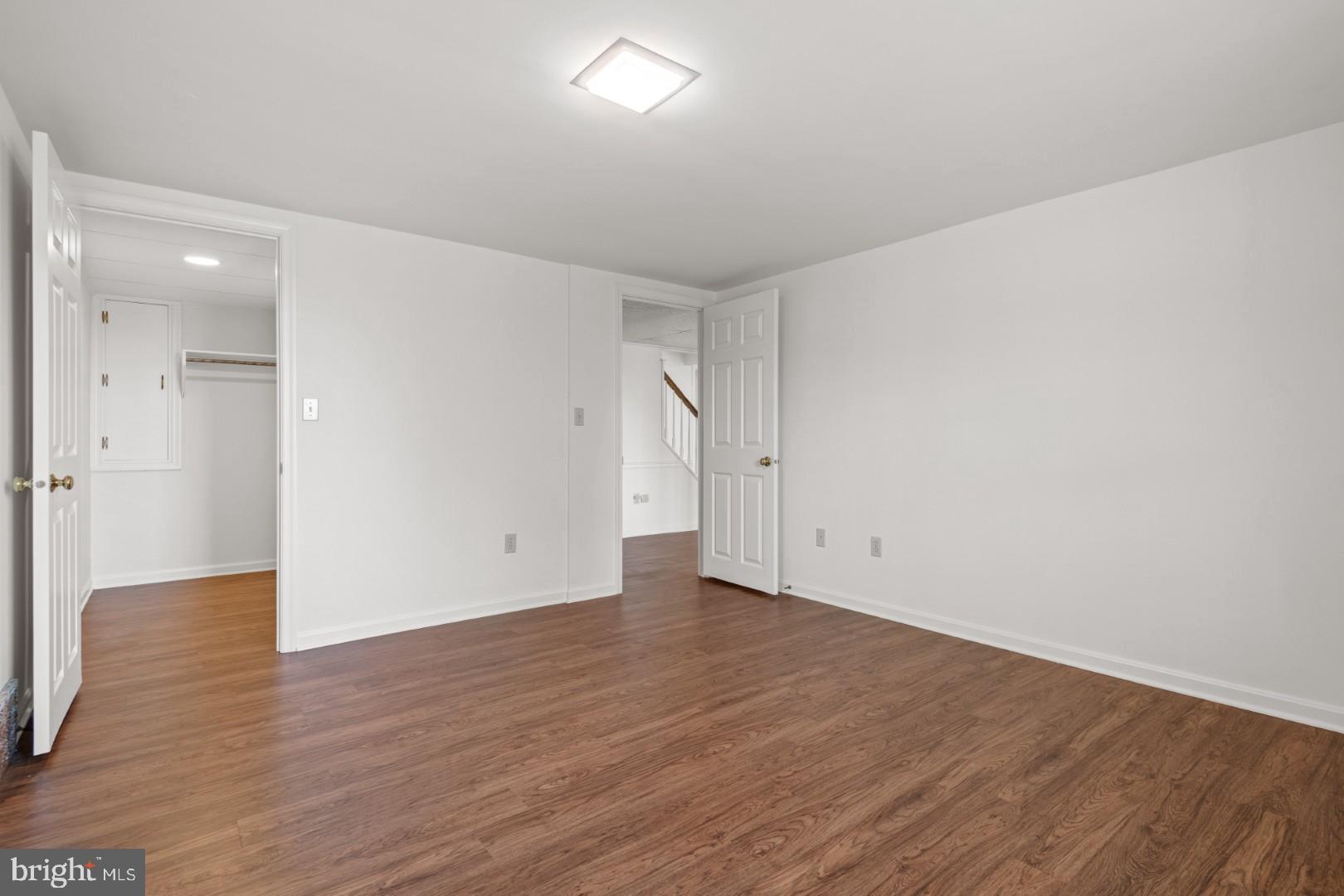 OAKMONT - Residential