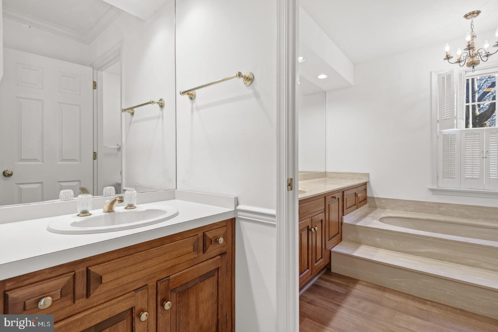 OAKMONT - Residential