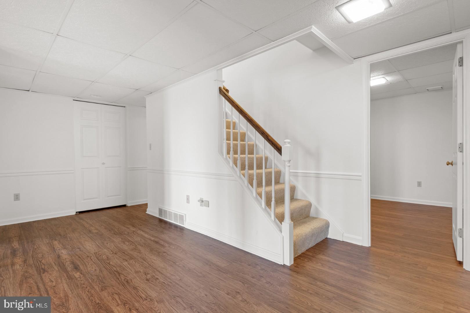 OAKMONT - Residential