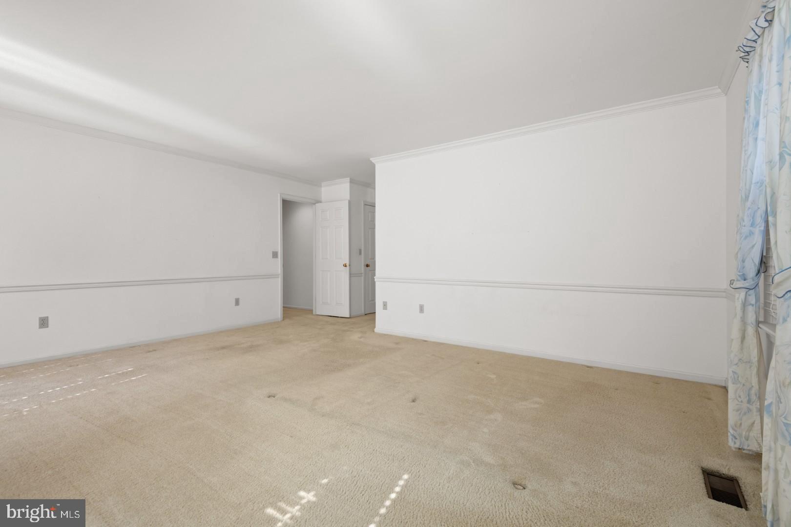 OAKMONT - Residential