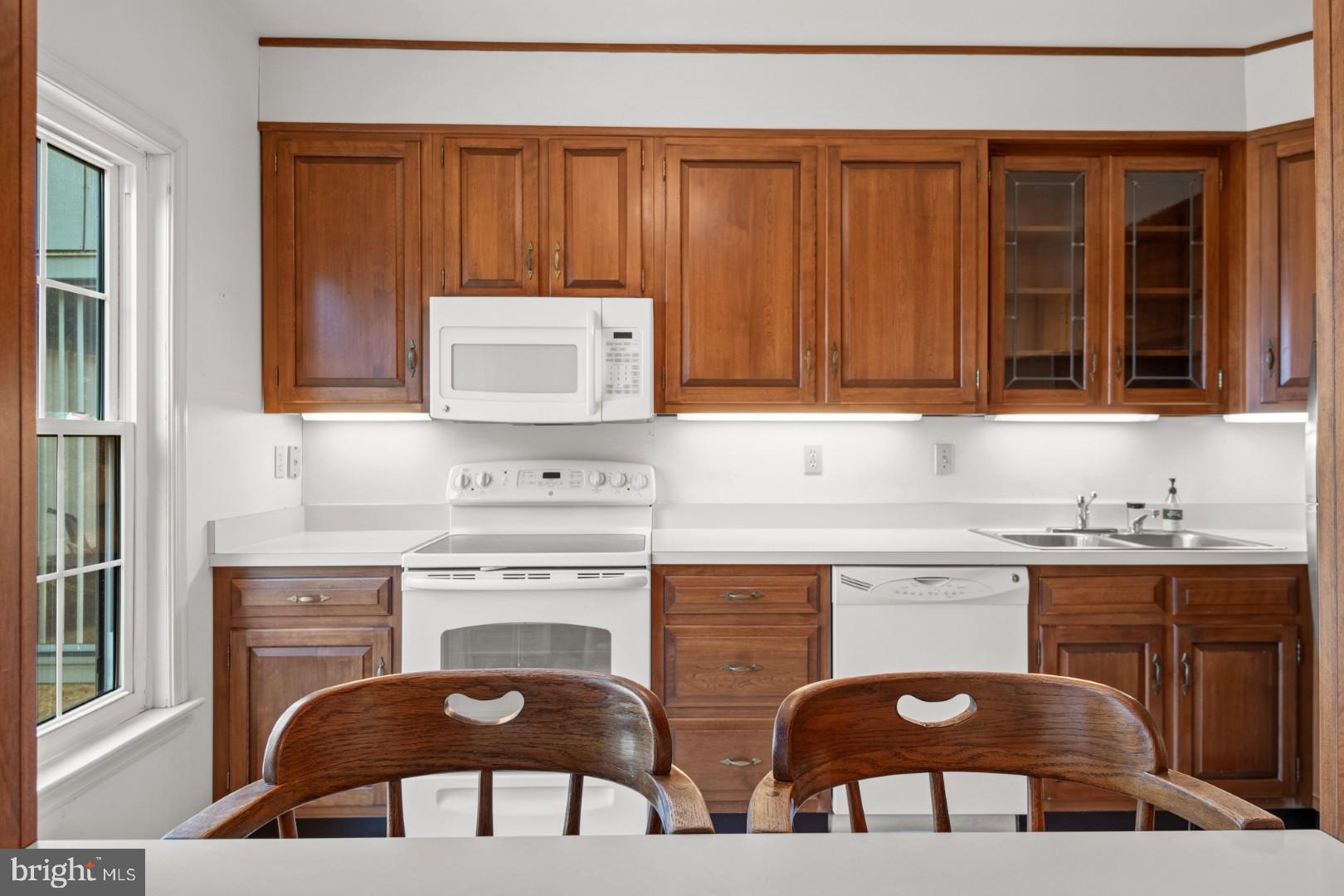 OAKMONT - Residential