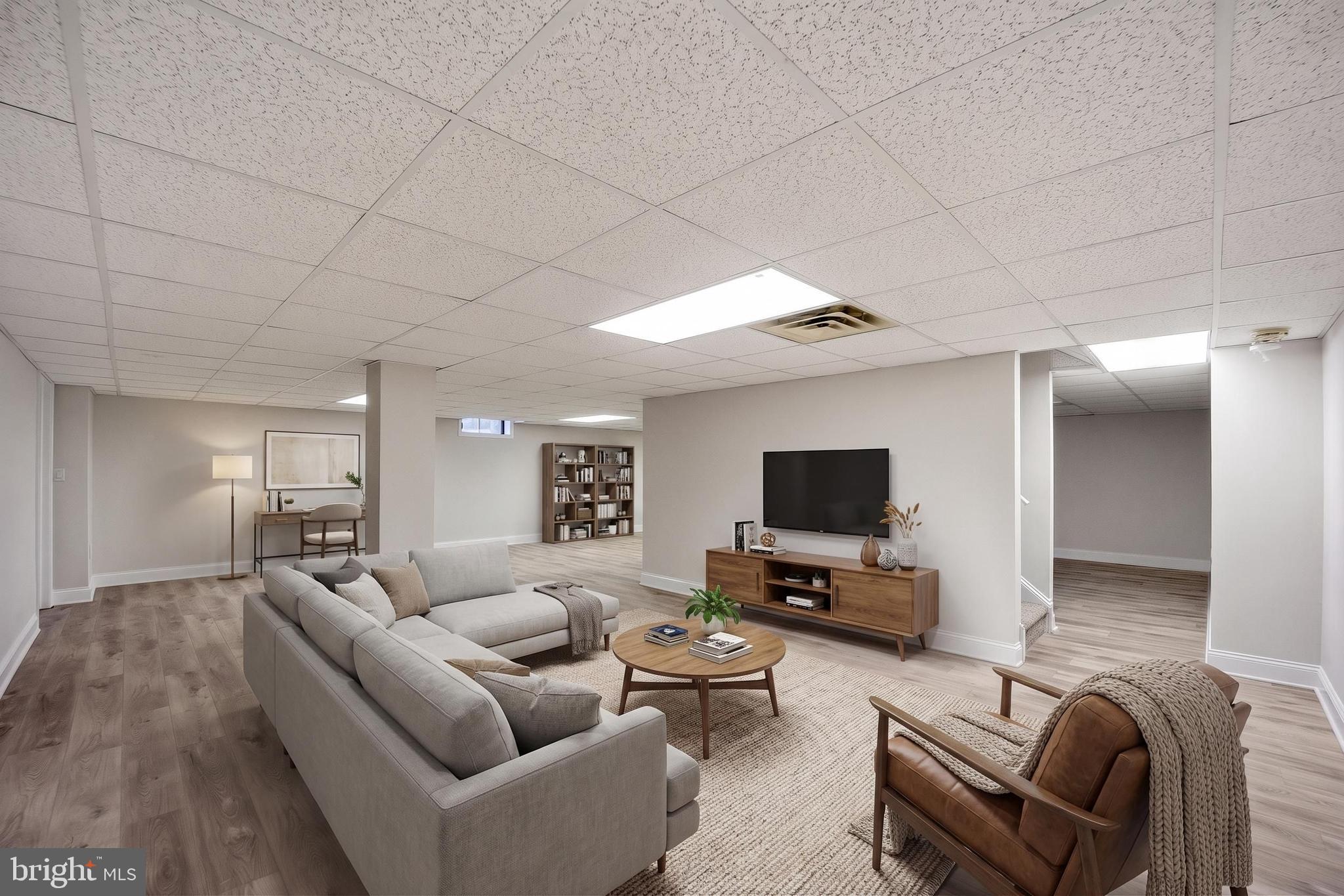 OAK TREE FARMS - Residential