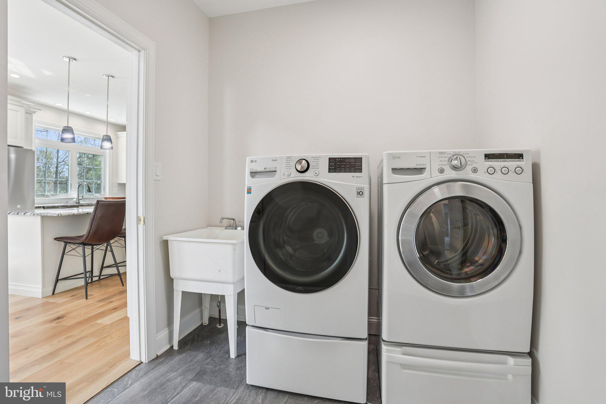 OAK TREE FARMS - Residential