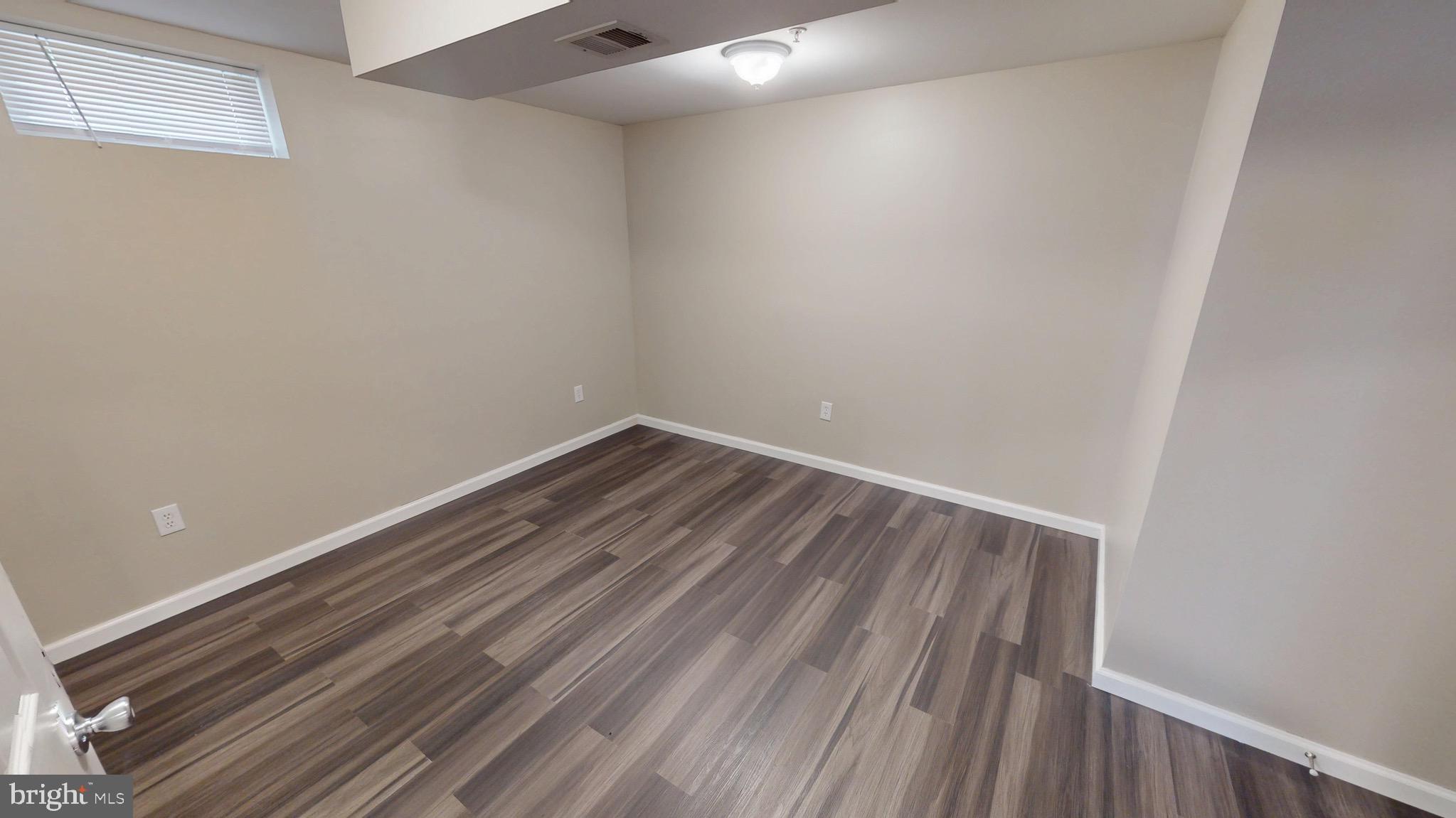 HAMPTON SUB-PLAT 1> - Residential