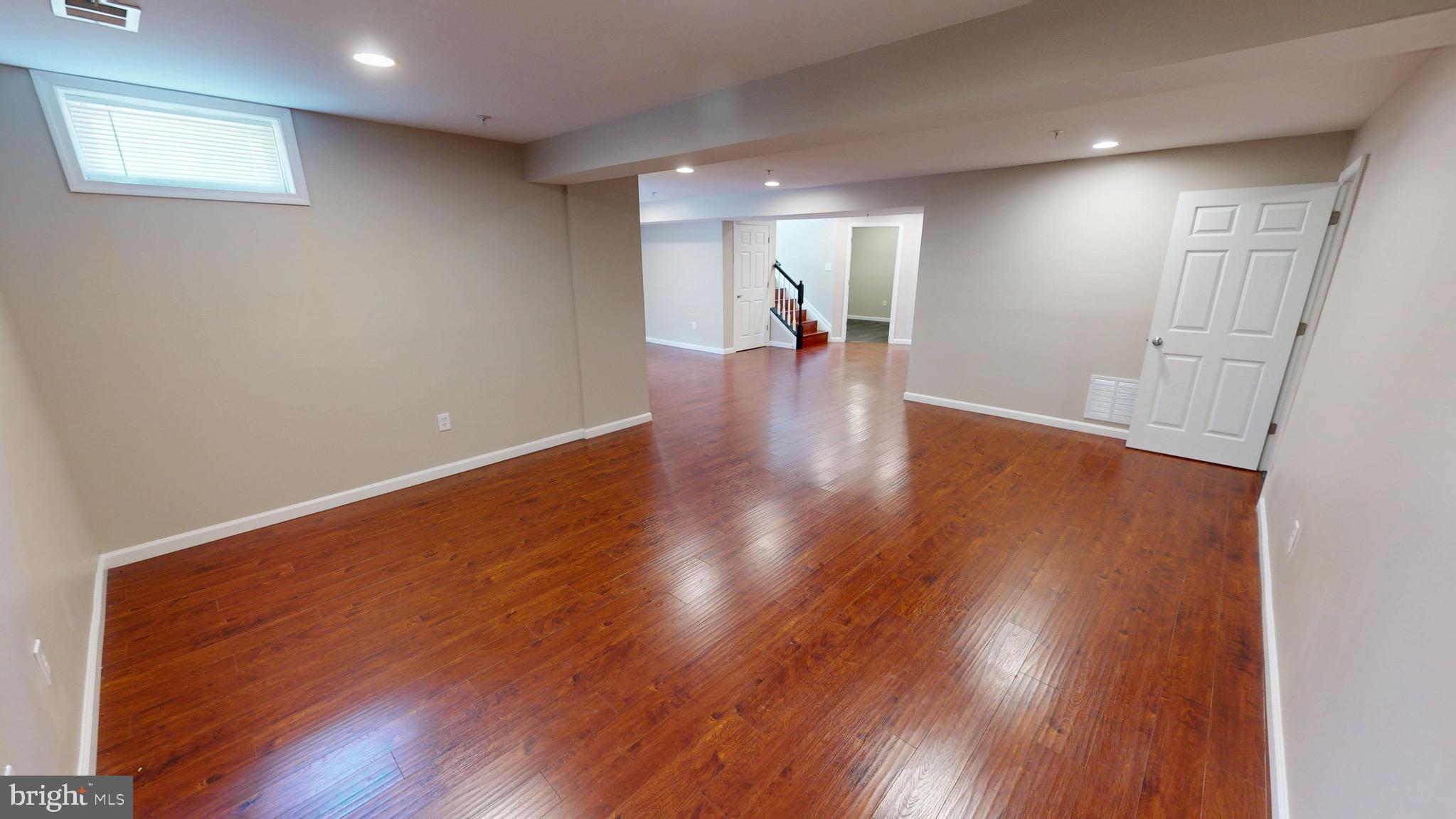 HAMPTON SUB-PLAT 1> - Residential