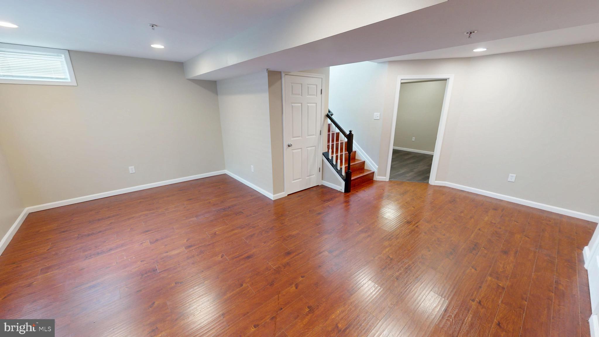 HAMPTON SUB-PLAT 1> - Residential