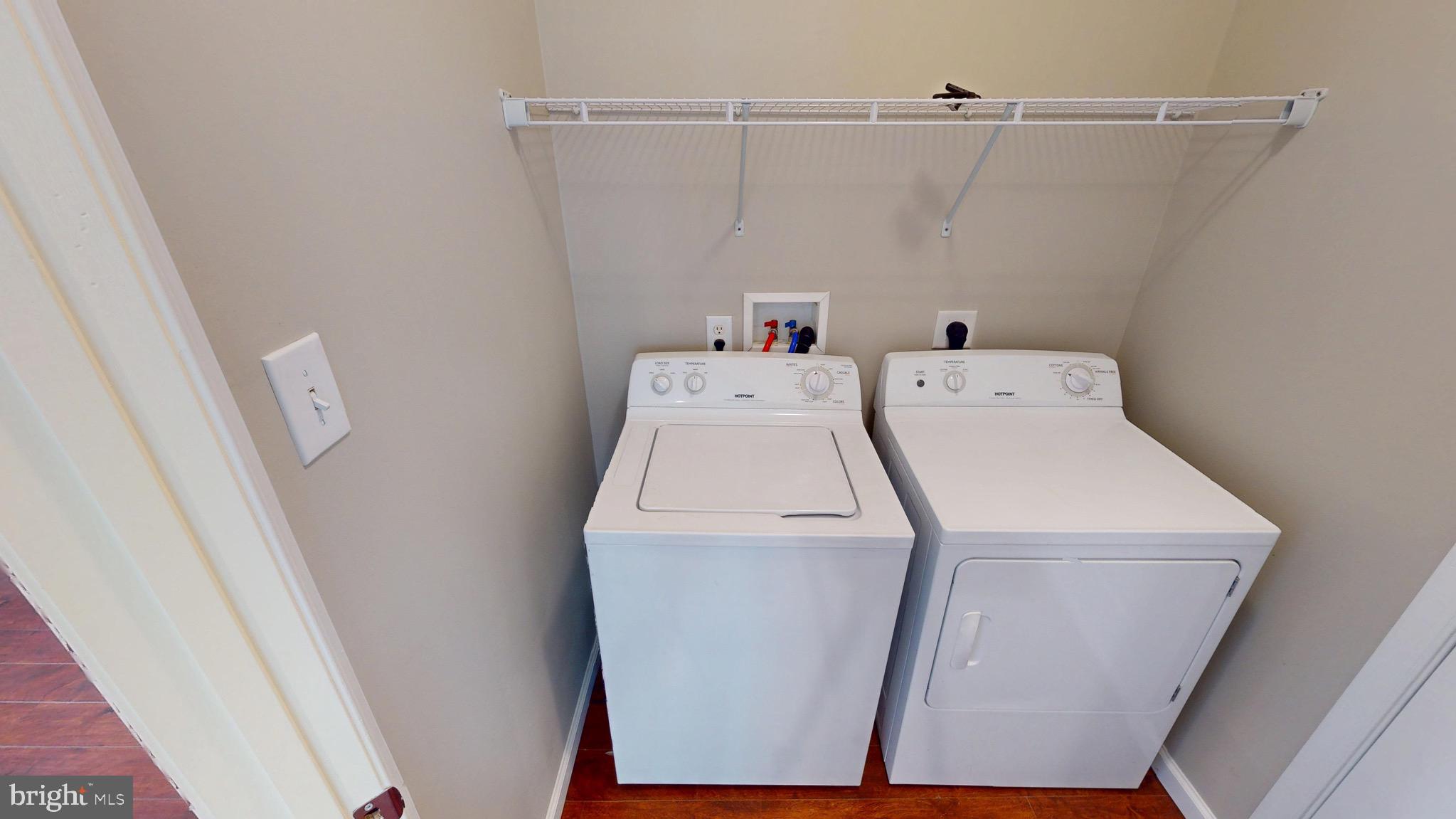 HAMPTON SUB-PLAT 1> - Residential