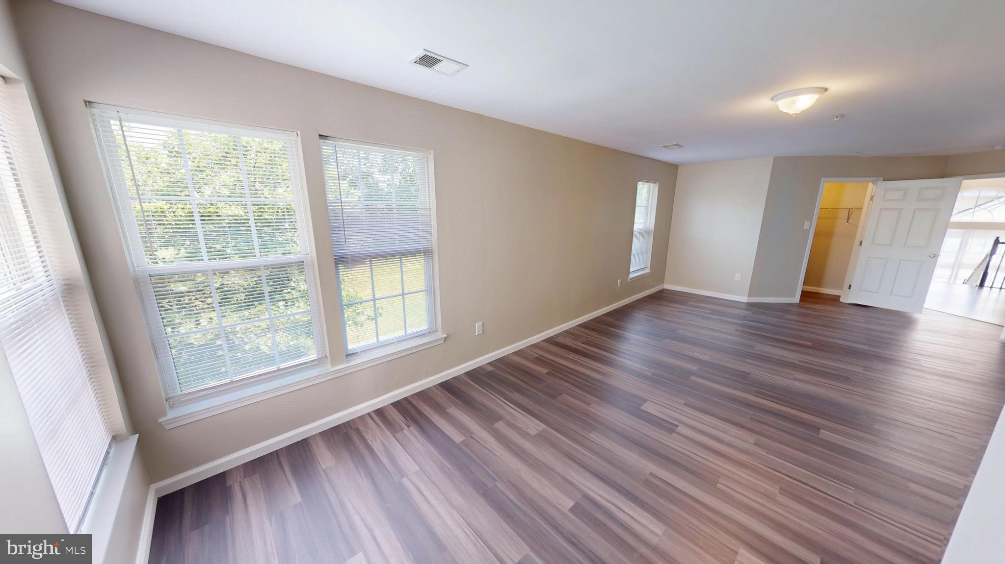 HAMPTON SUB-PLAT 1> - Residential