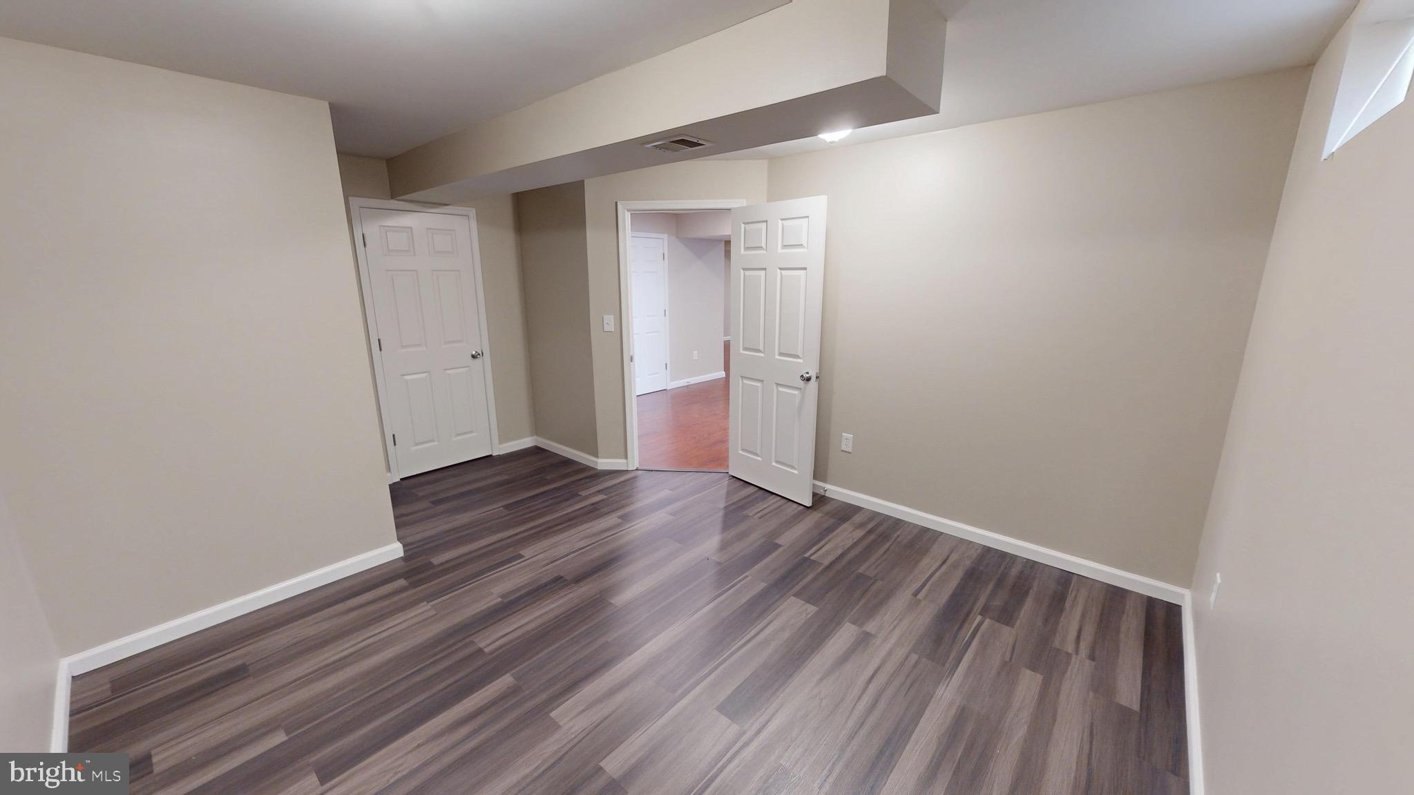 HAMPTON SUB-PLAT 1> - Residential